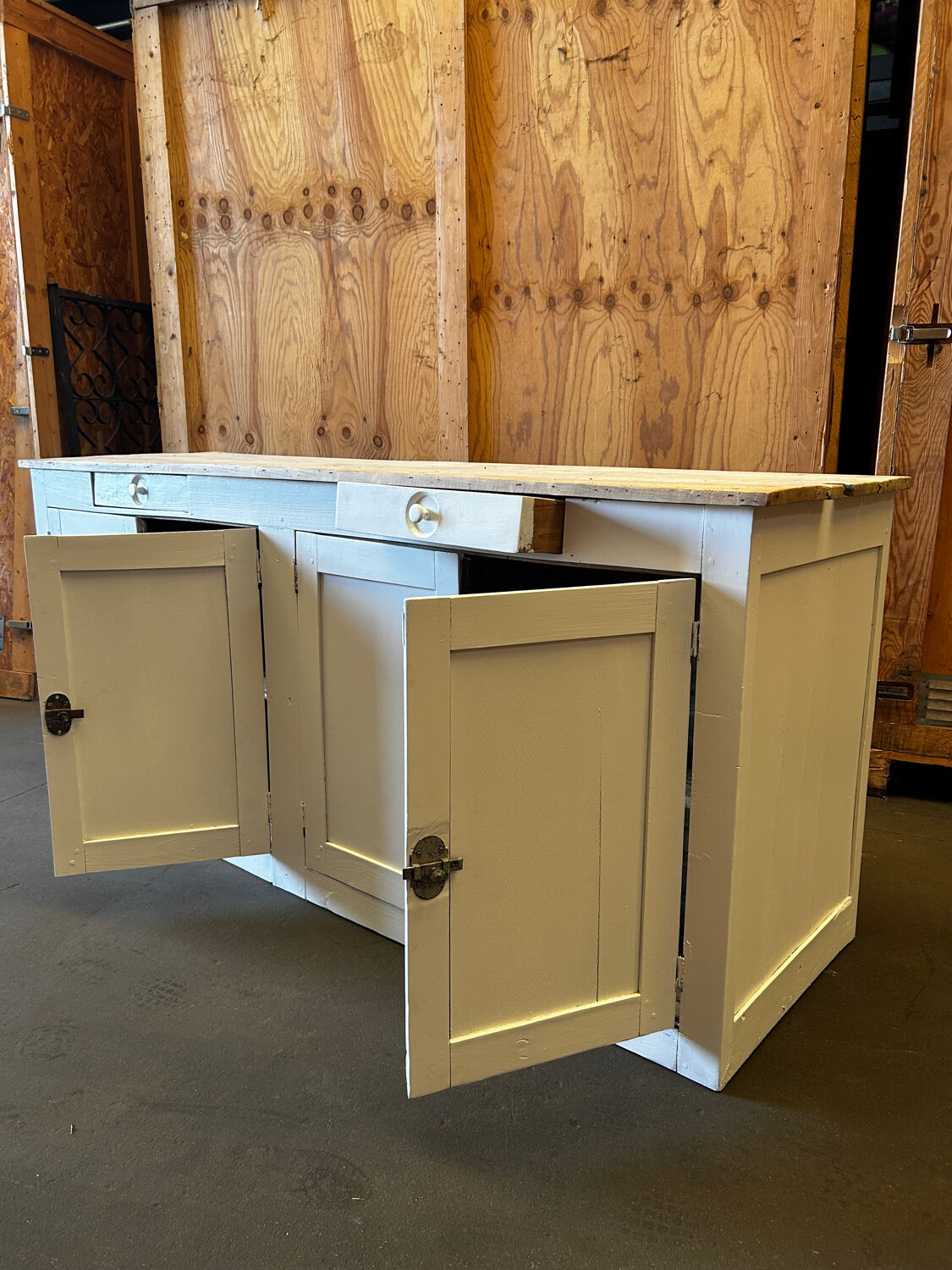 Counter buffet