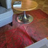 Tulip-shaped coffee table