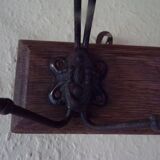 Coatrack with 4 hooks