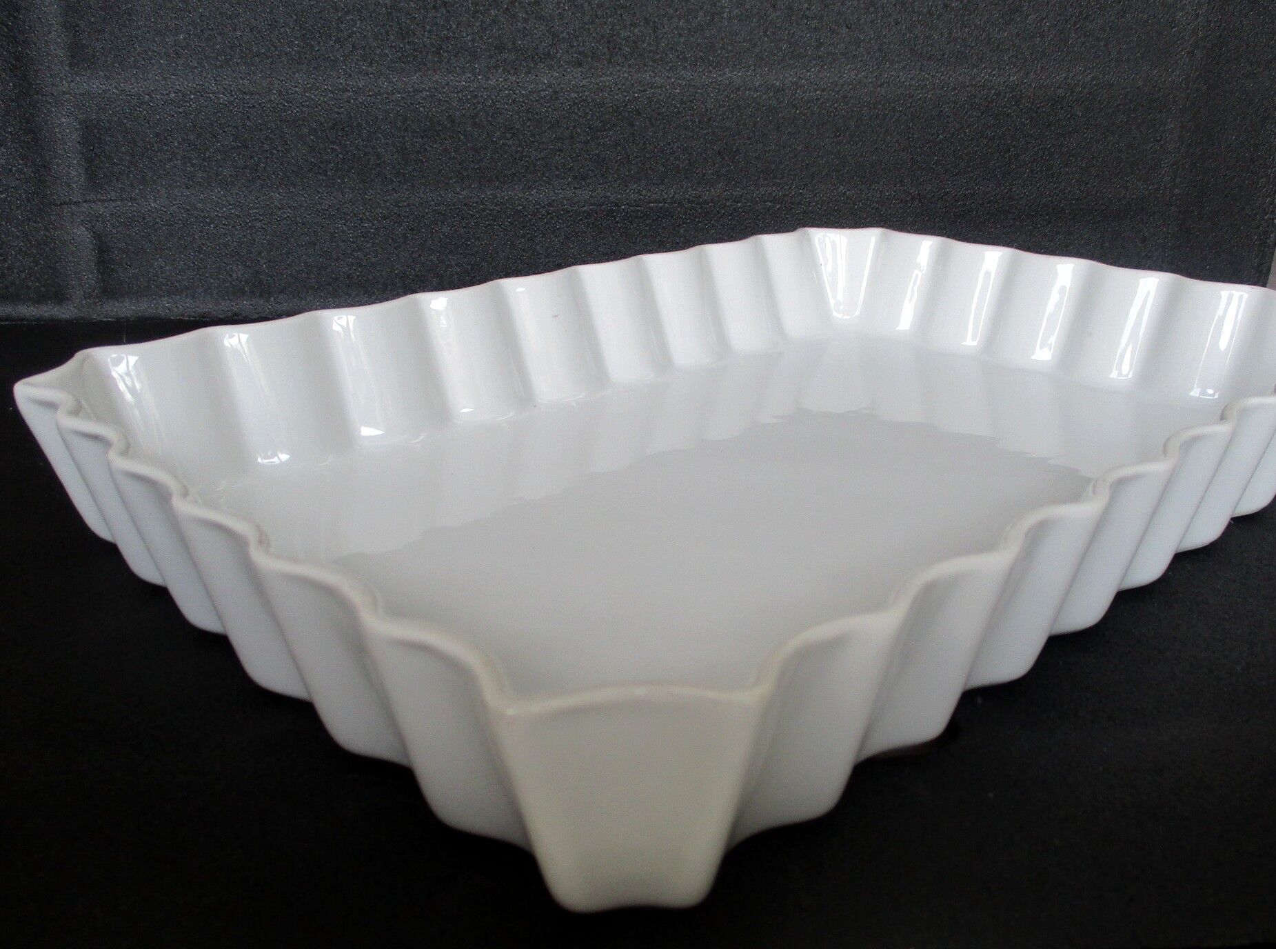 White porcelain dish, rectangular
