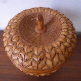 Apple box made of vegetable fibre