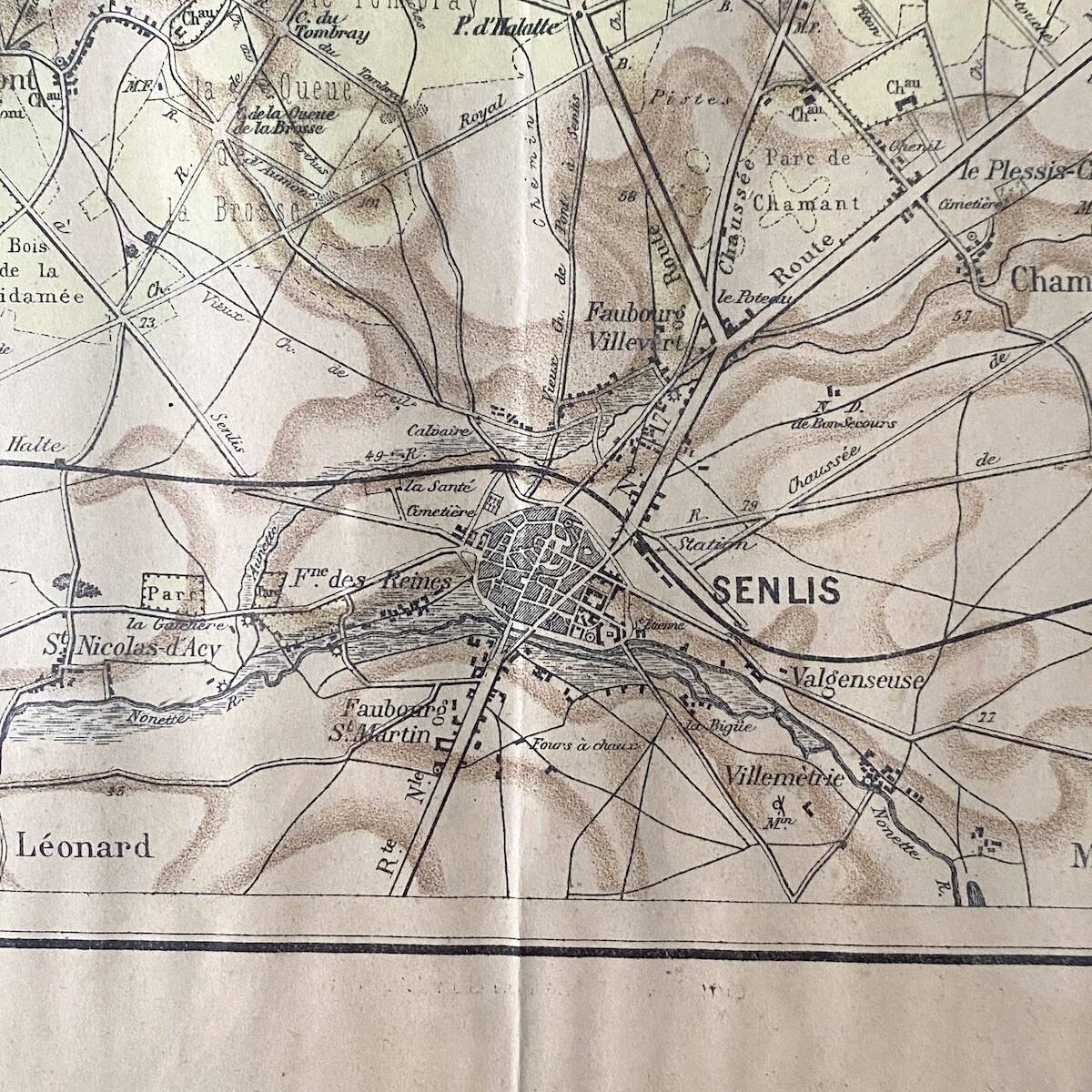 Maps of the Halatte Forest and its surroundings. 1900