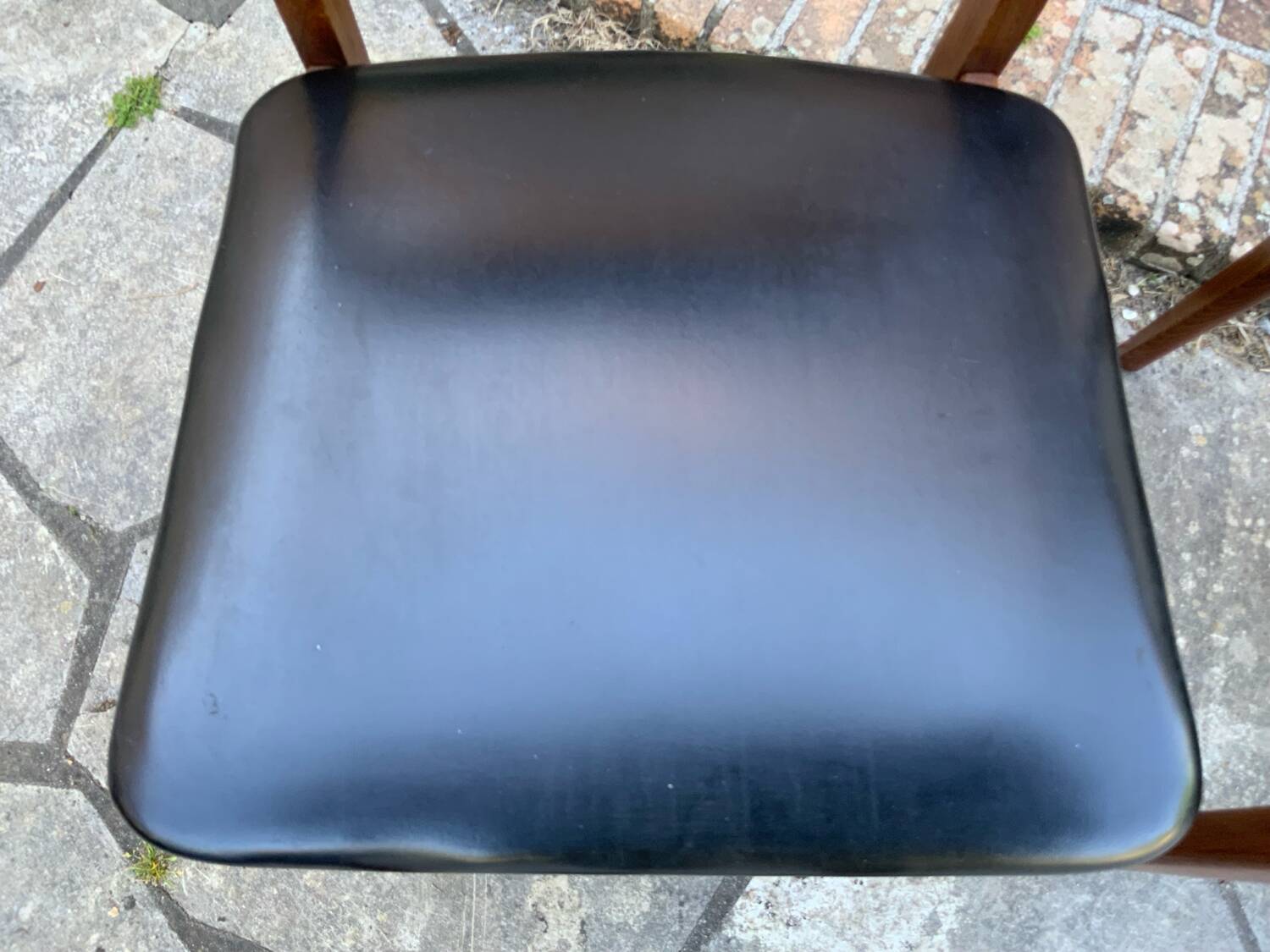 4 Scandinavian black leatherette chairs