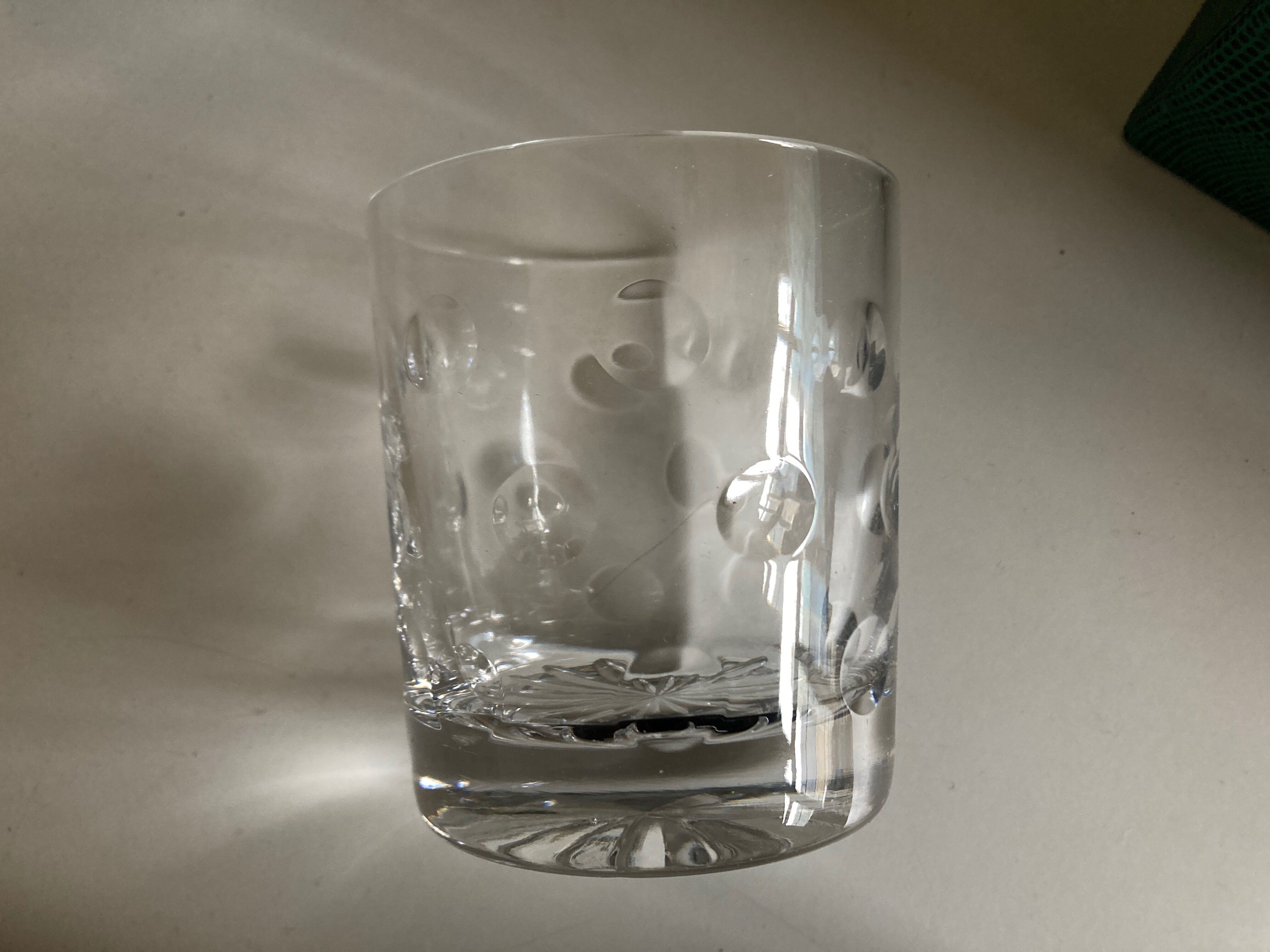 produit BHV 6 verres gobelets whisky en demi cristal taillé pois 1980