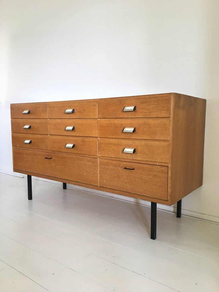 Store counter in oak and glass mid century showcase, 50 years