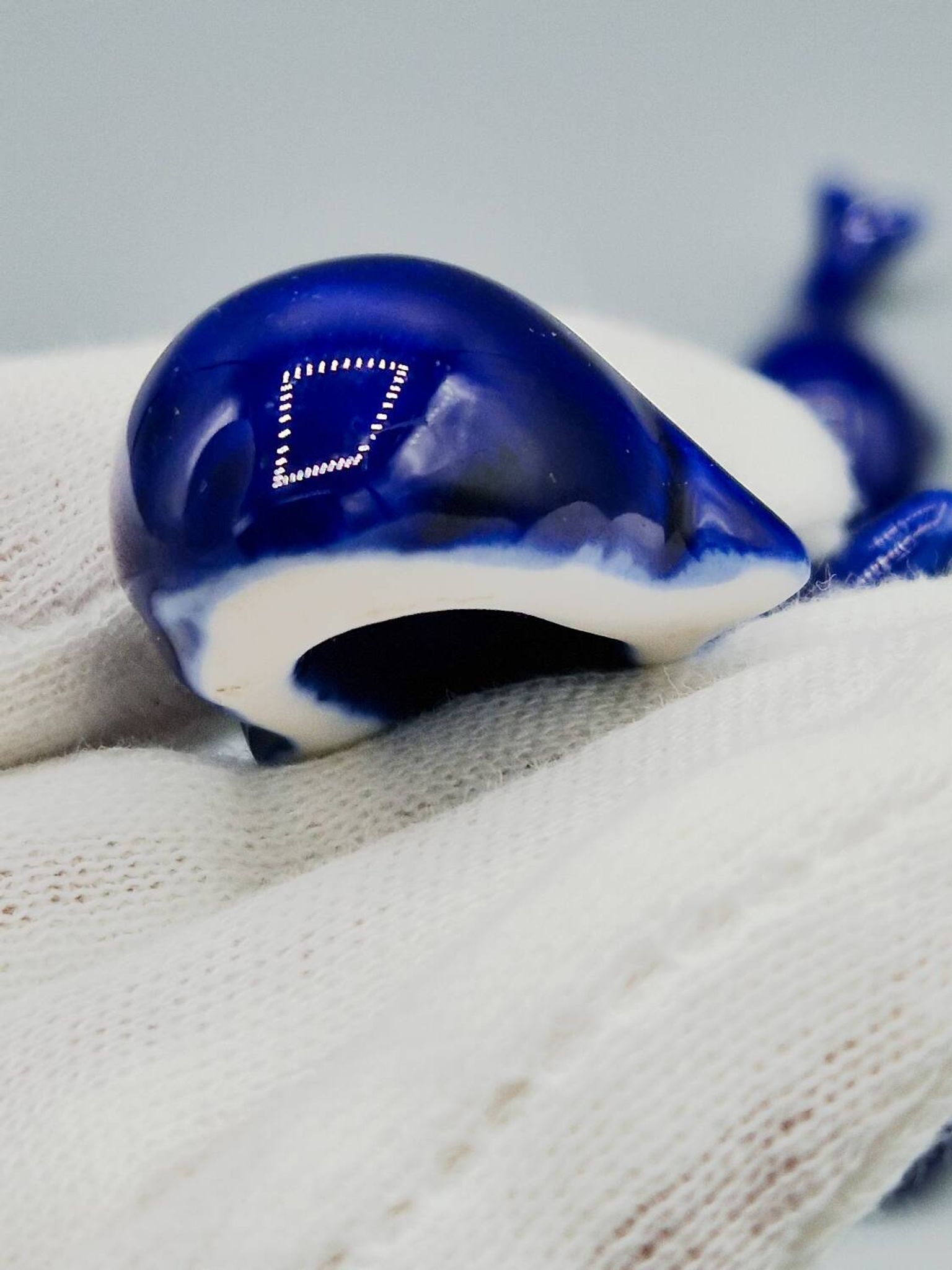 Set of 6 vintage blue porcelain whale knife rests.