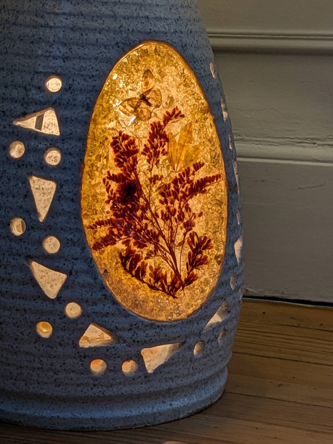 Sculptural lamp ACCOLAY