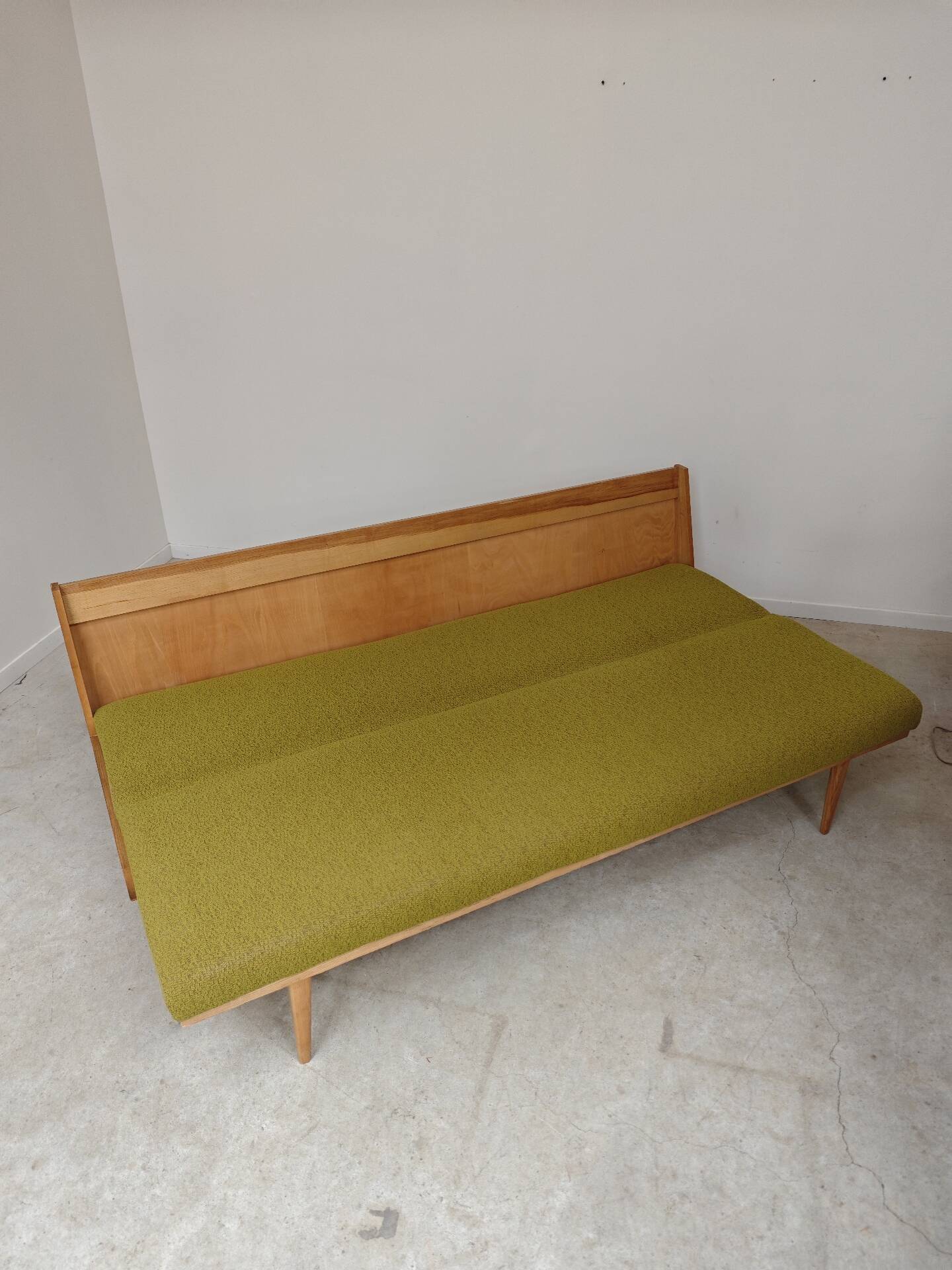 Folding daybed green Interier Praha Ex Czechoslovakia
