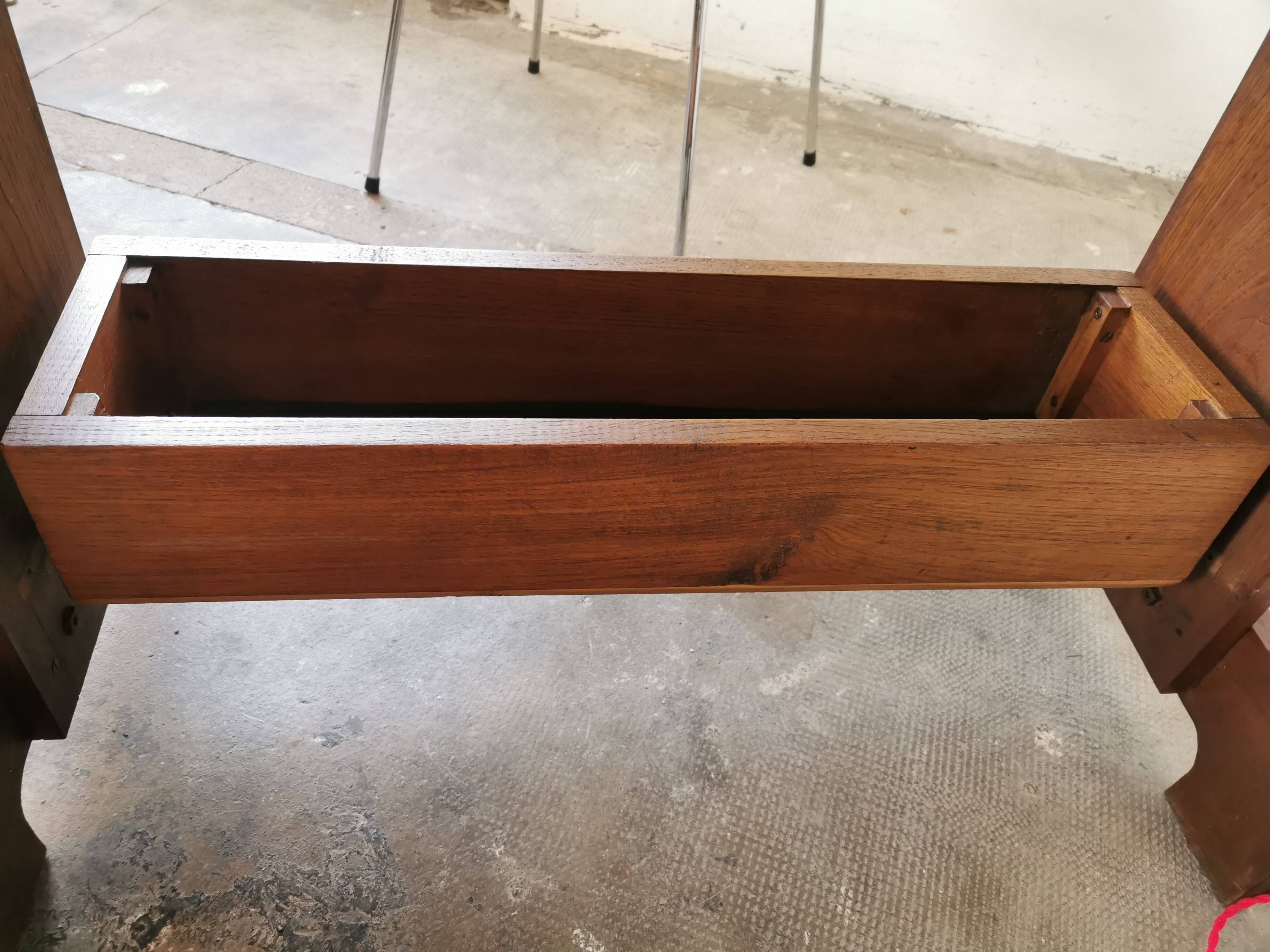 Double retractable desk 1950, Raclem