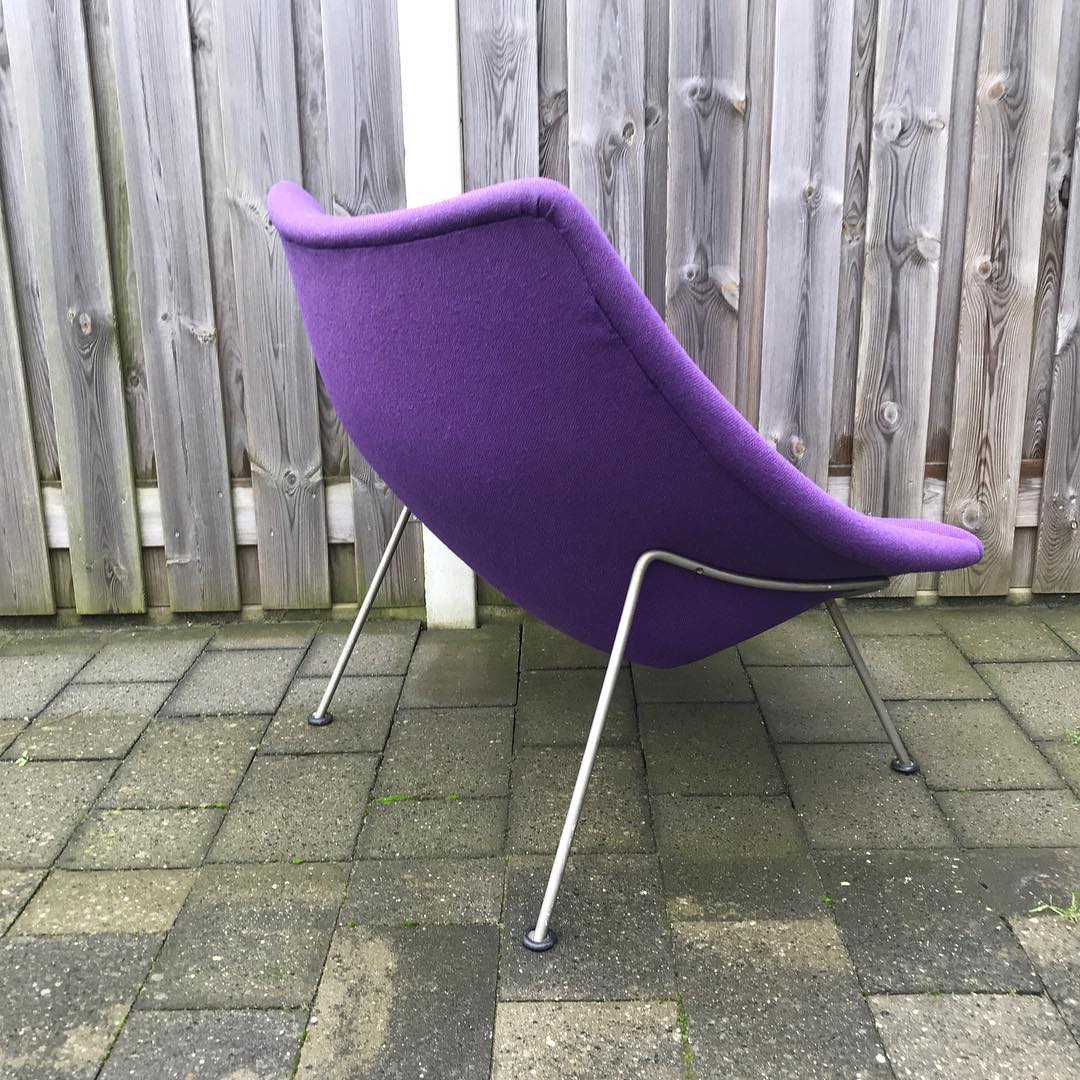 Artifort F157 Oyster armchair by Pierre Paulin 1958