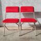 Pair of folding chairs in vintage red moumoute