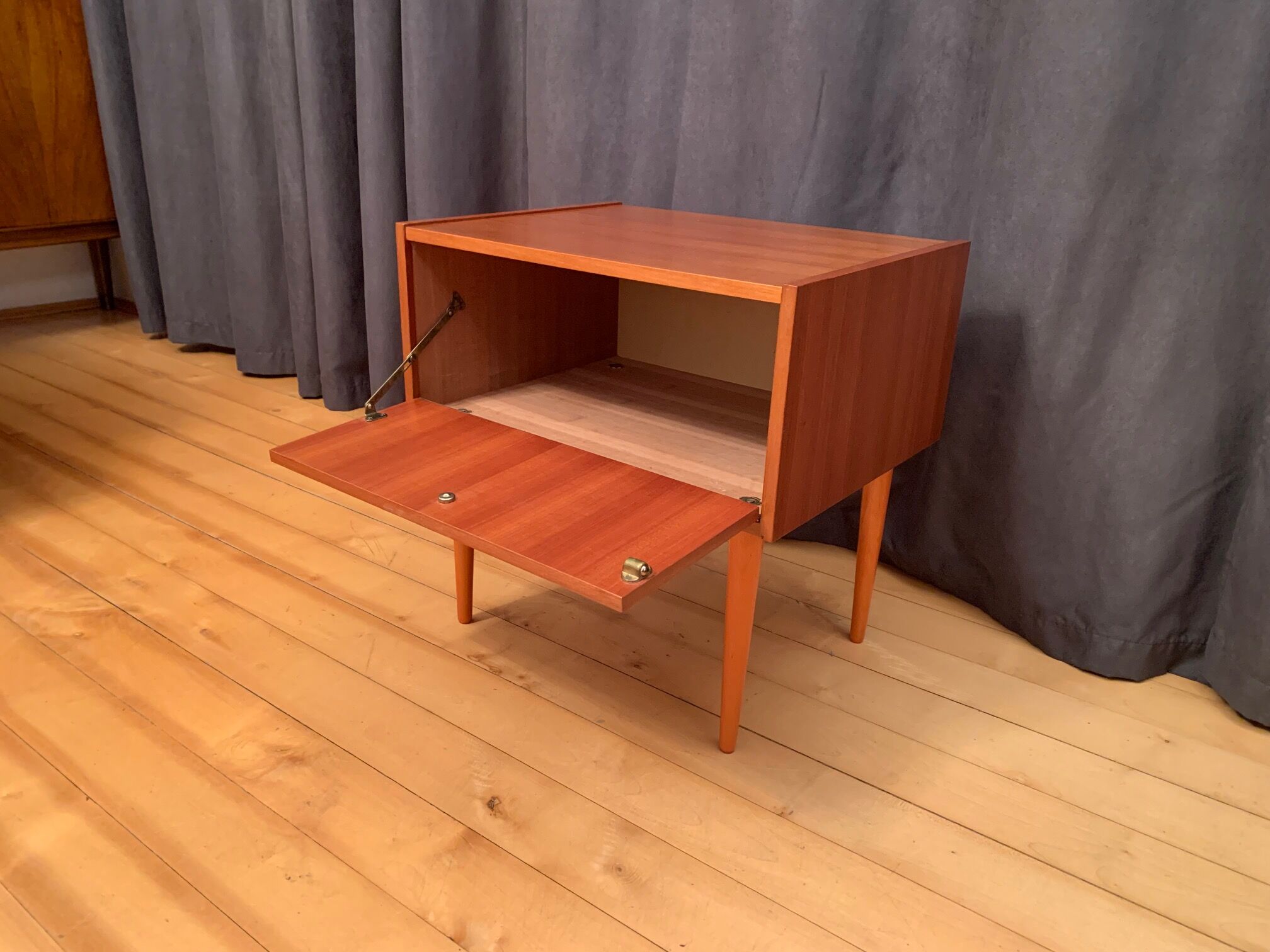 VEB Möbelfabrik nightstand, Germany, 1960s