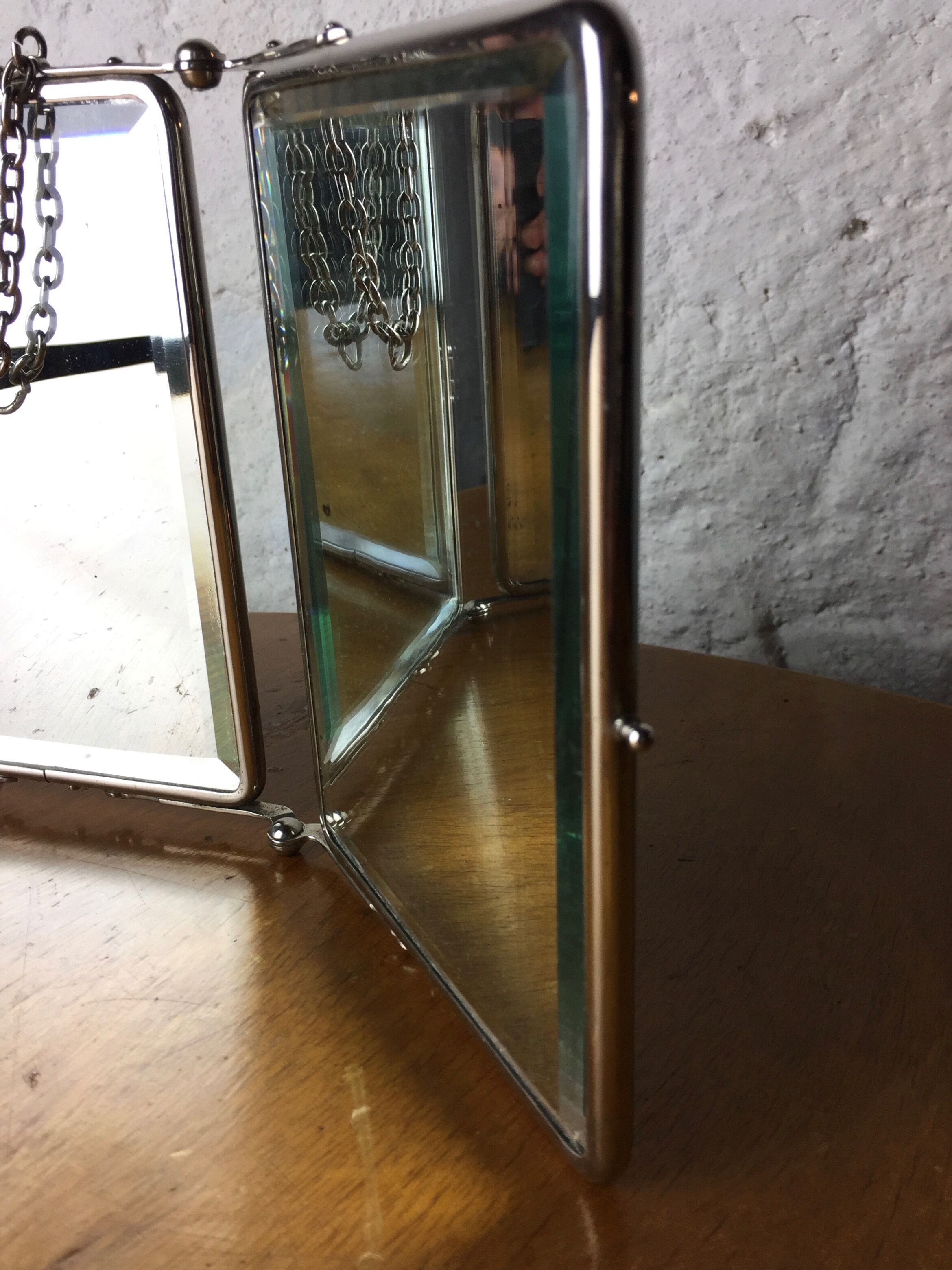 Triptych barber mirror
