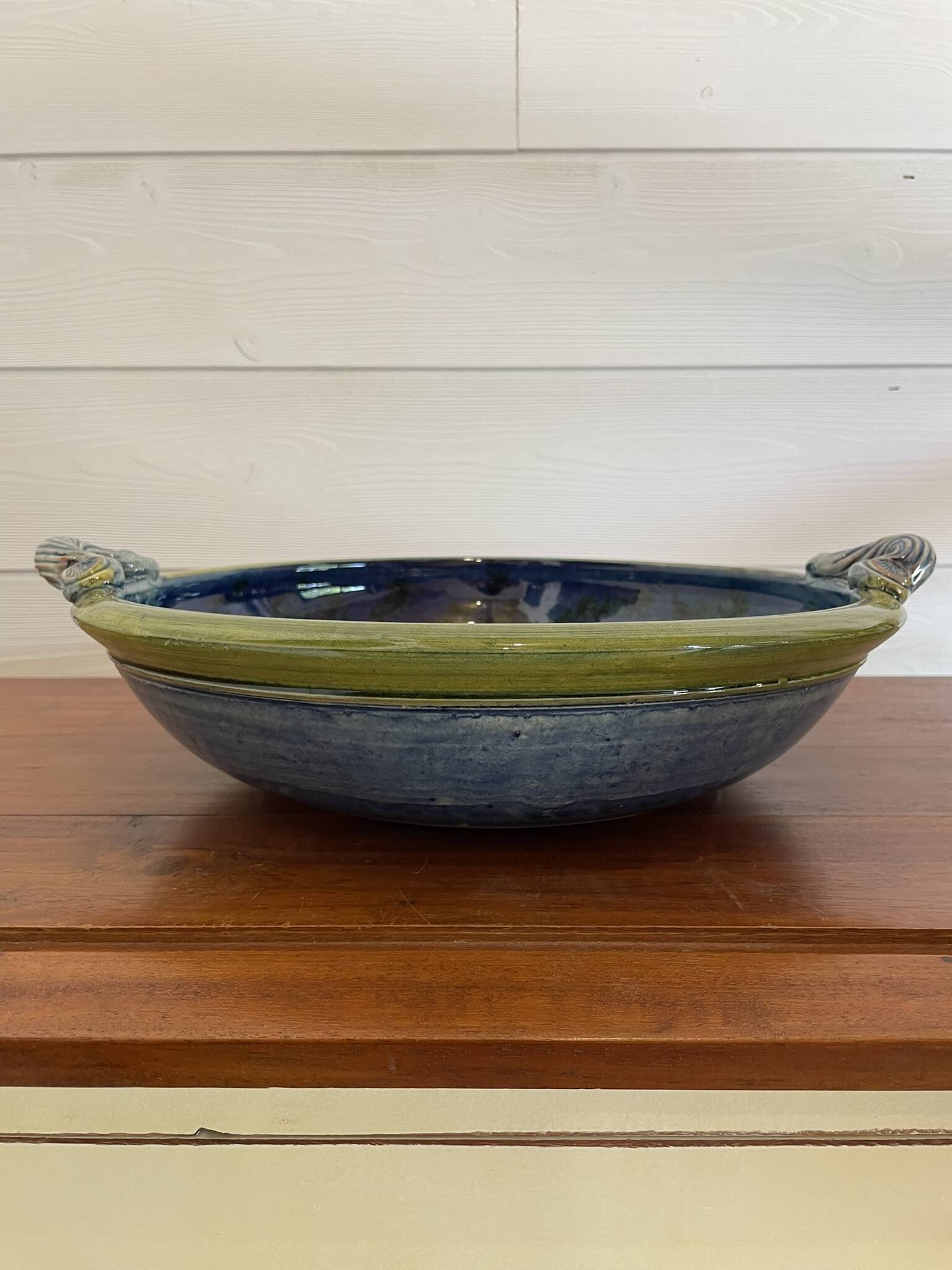 Large Dish with Handles in Handmade Ceramic - Hand-Painted Floral Decoration