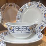 Sarreguemines plates and sauceboat from 1924