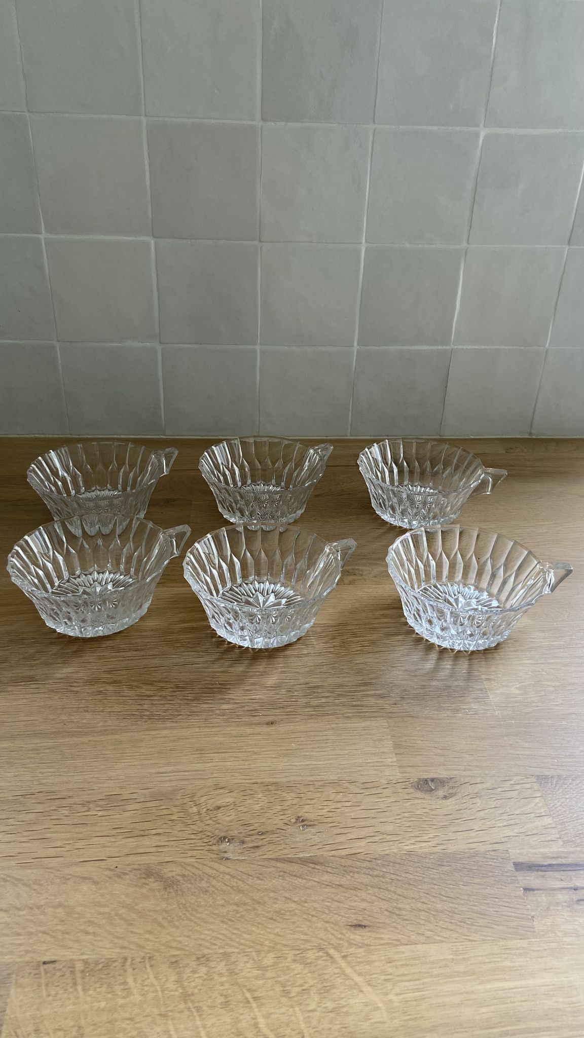 Christmas Pop-up 2022 - Set of 6 Vintage Glass Coffee/Tea Cups