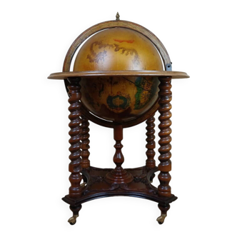 Vintage iconic 1970s world map cocktail bar furniture