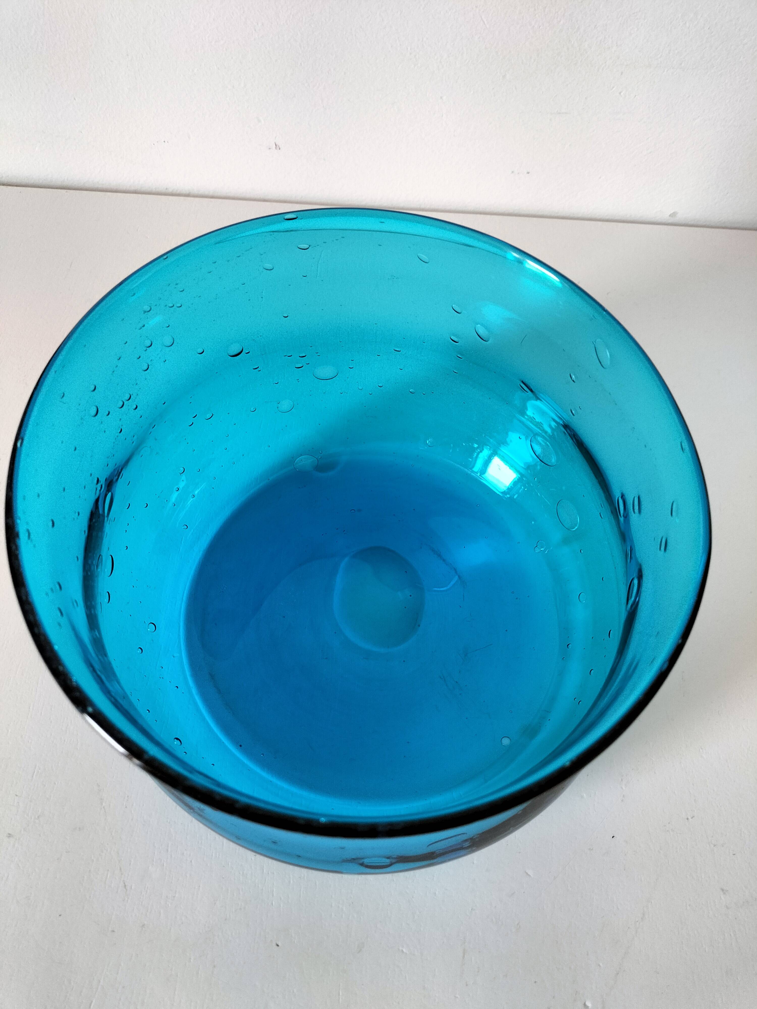 Vintage turquoise blue bubble glass coupe