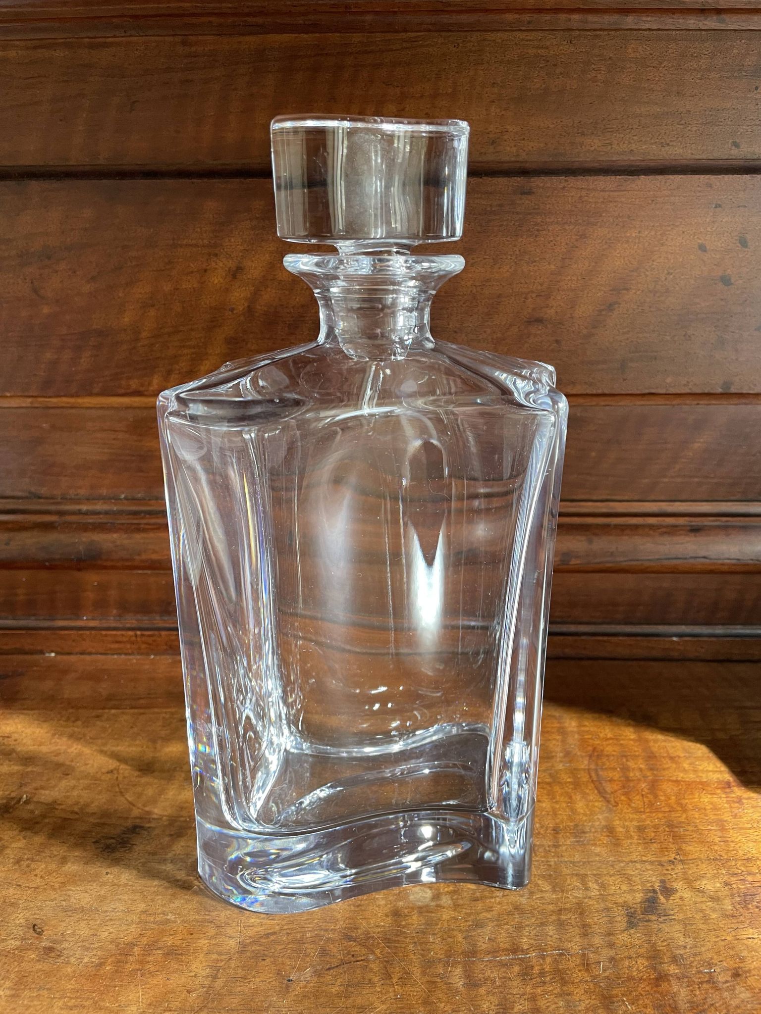 Carafe à whisky en cristal galbé