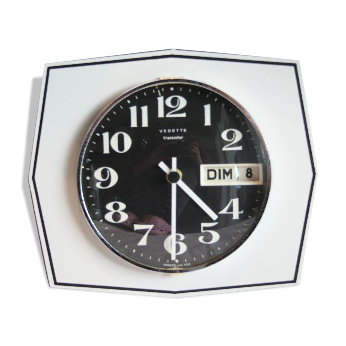 Pendule horloge murale vintage en formica vedette transistor