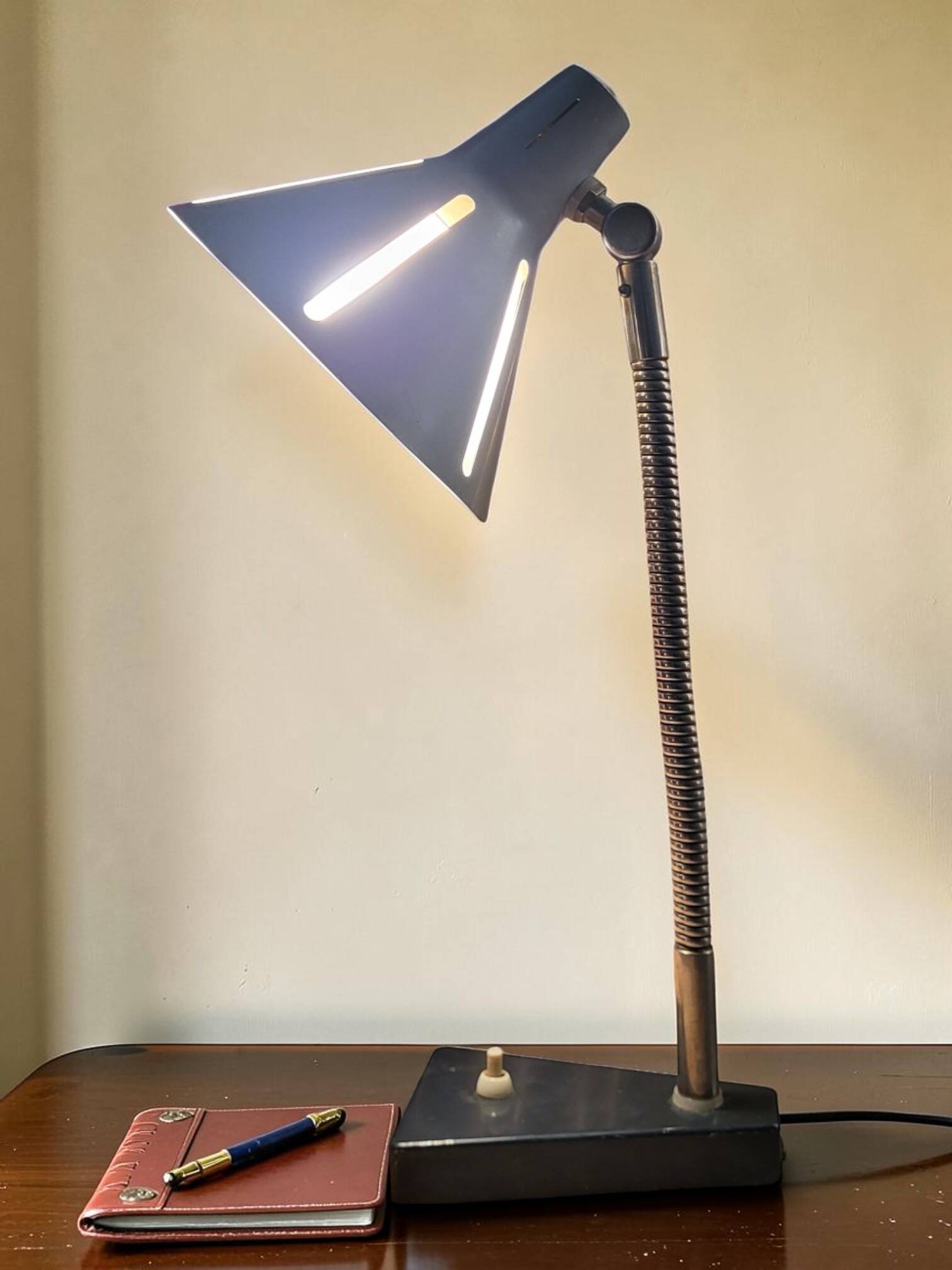 Zonneserie desk lamp - Hala Zeist