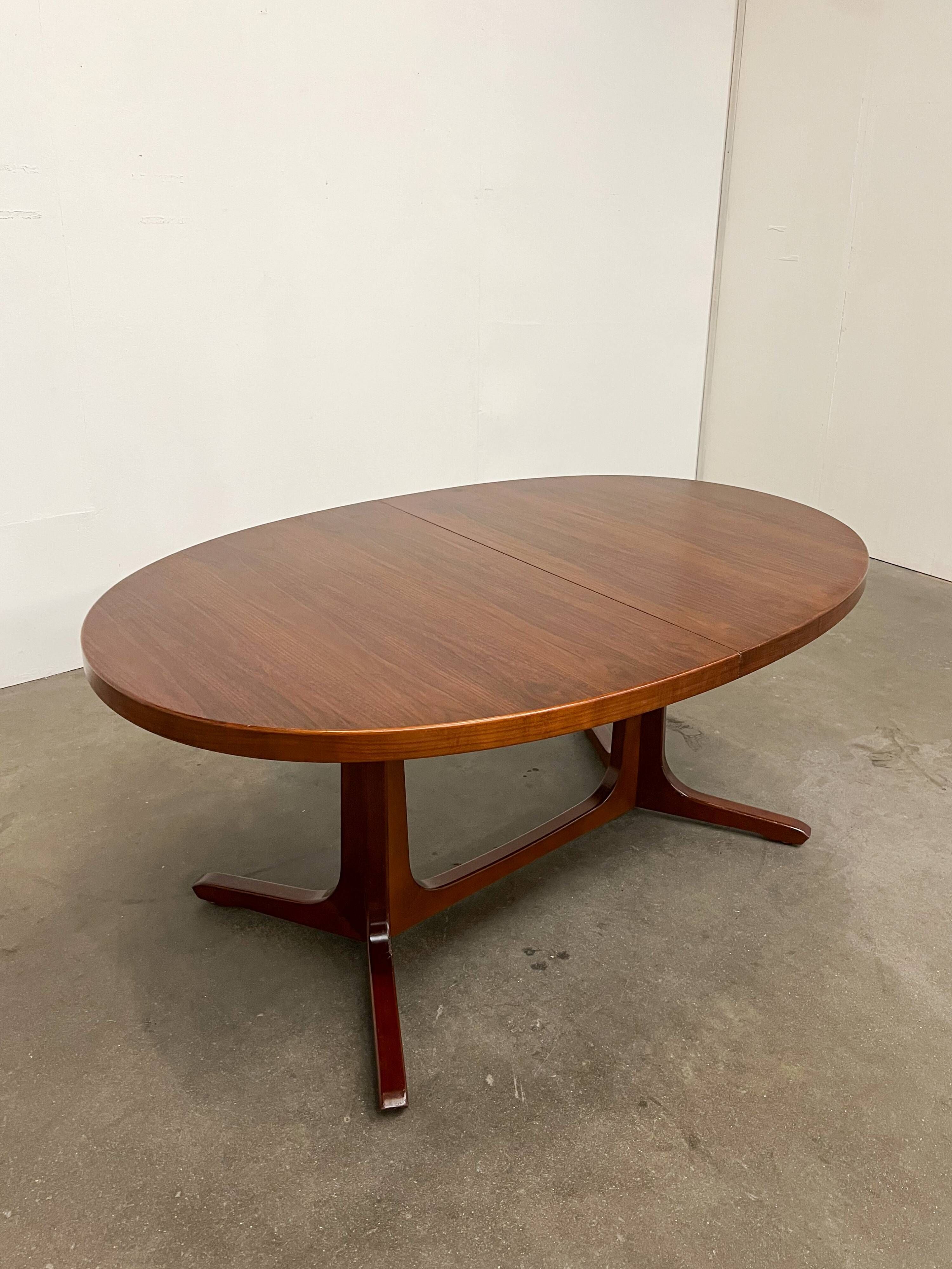 Vintage Baumann extendable table – 2 integrated extensions, 1960s