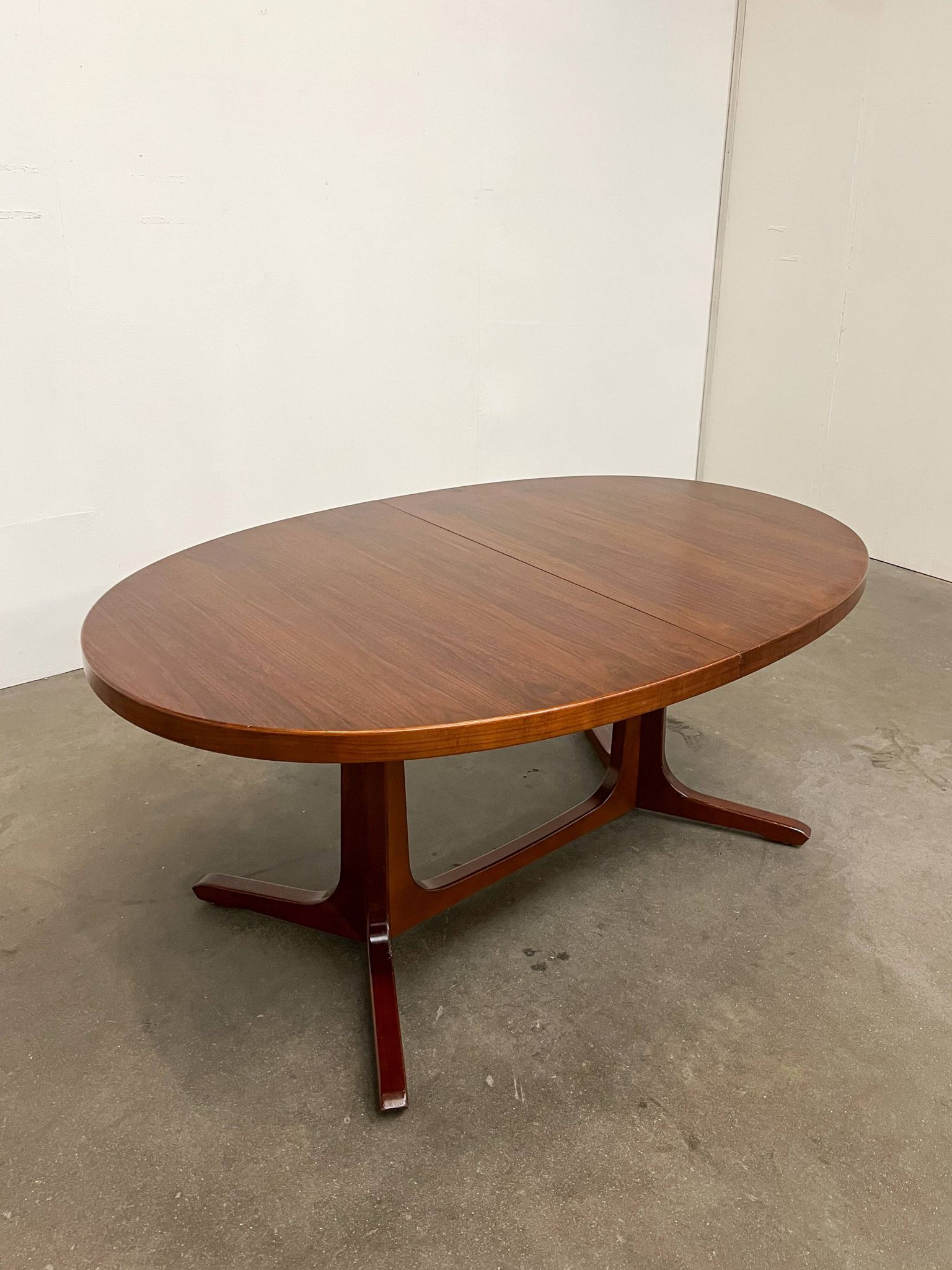 Table extensible vintage Baumann – 2 rallonges intégrées, années 60