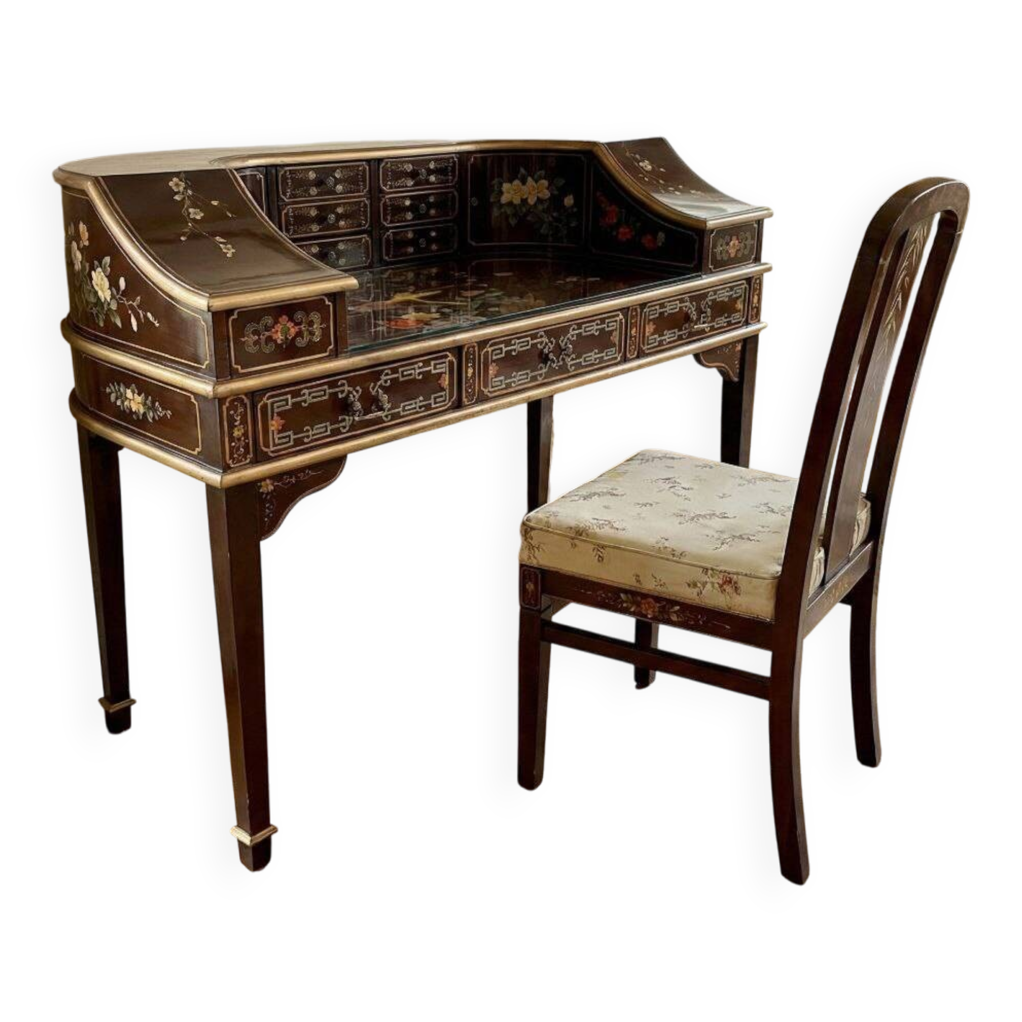 Chinese table with the vintage chair.