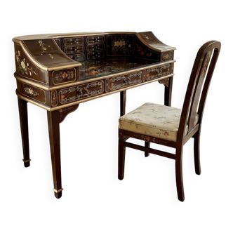 Chinese table with the vintage chair.