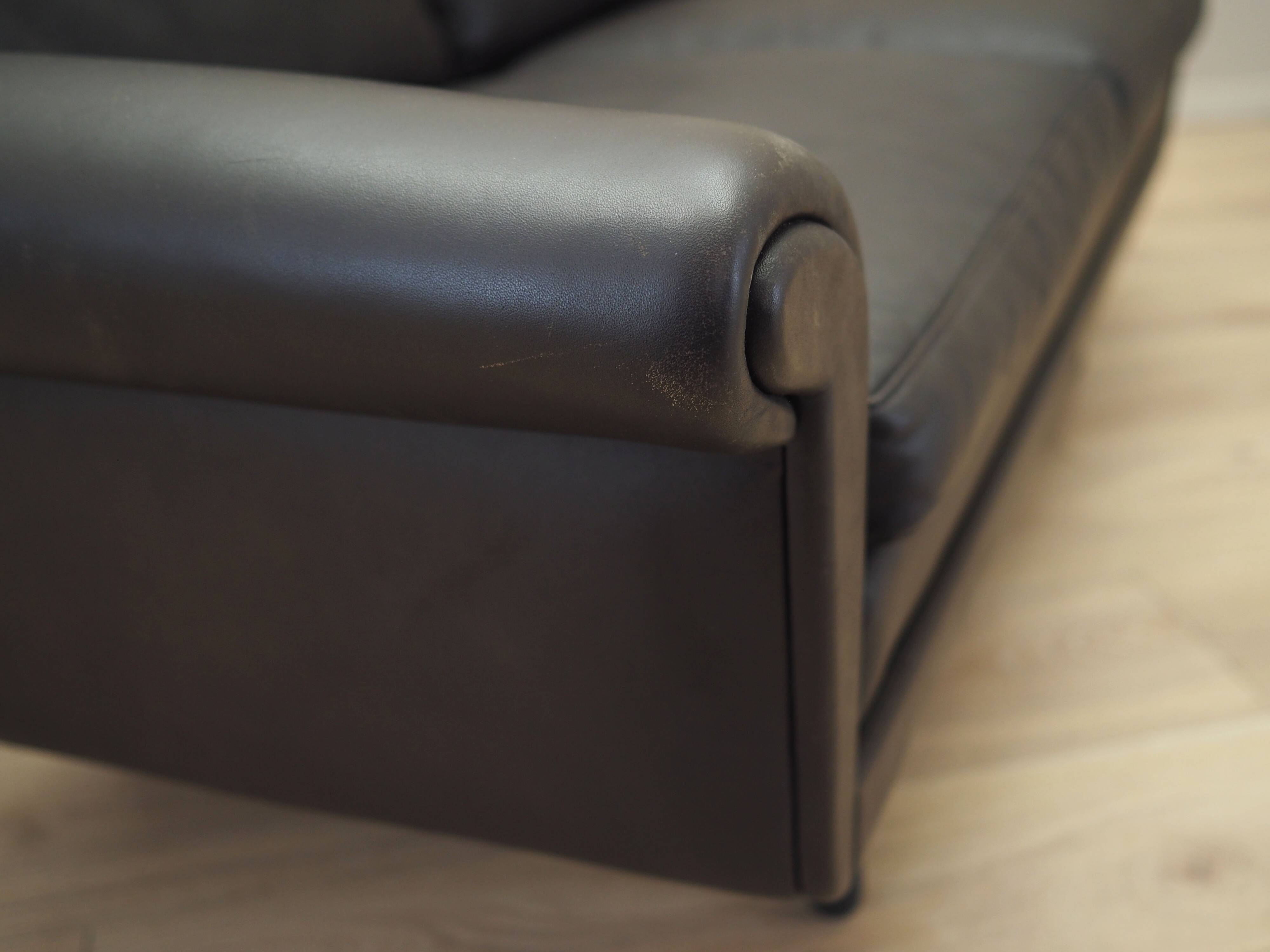Brown leather sofa, Danish design, 1960s, designer: Aage Christiansen
