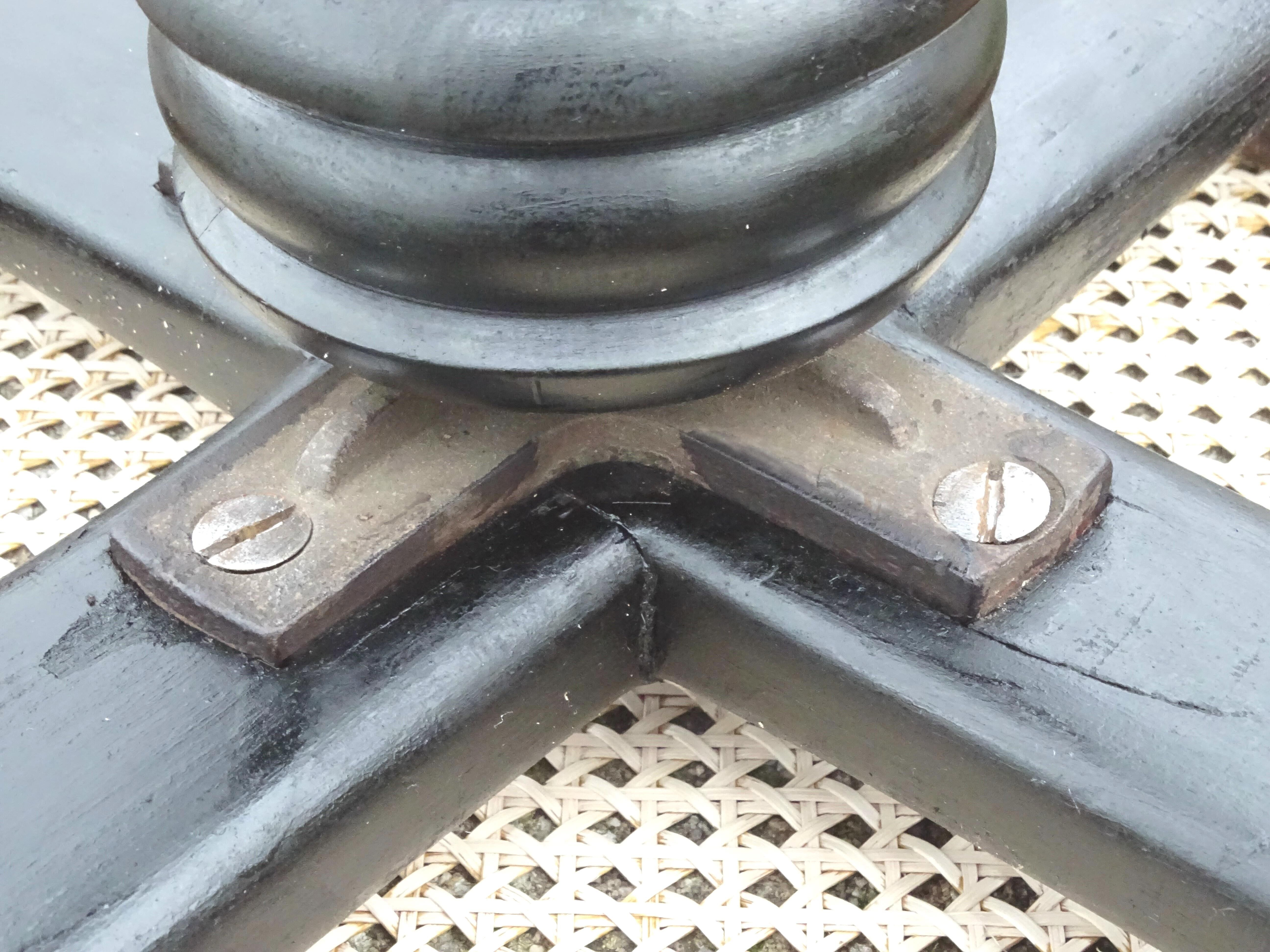 Thonet screw piano stool, 1900