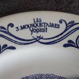 4 advertising plates Yoplait- The 3 musketeers