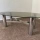 Table basse métal chromé verre fumé années 70