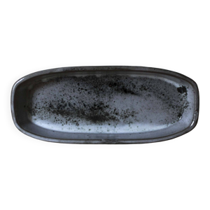 plat de service en céramique