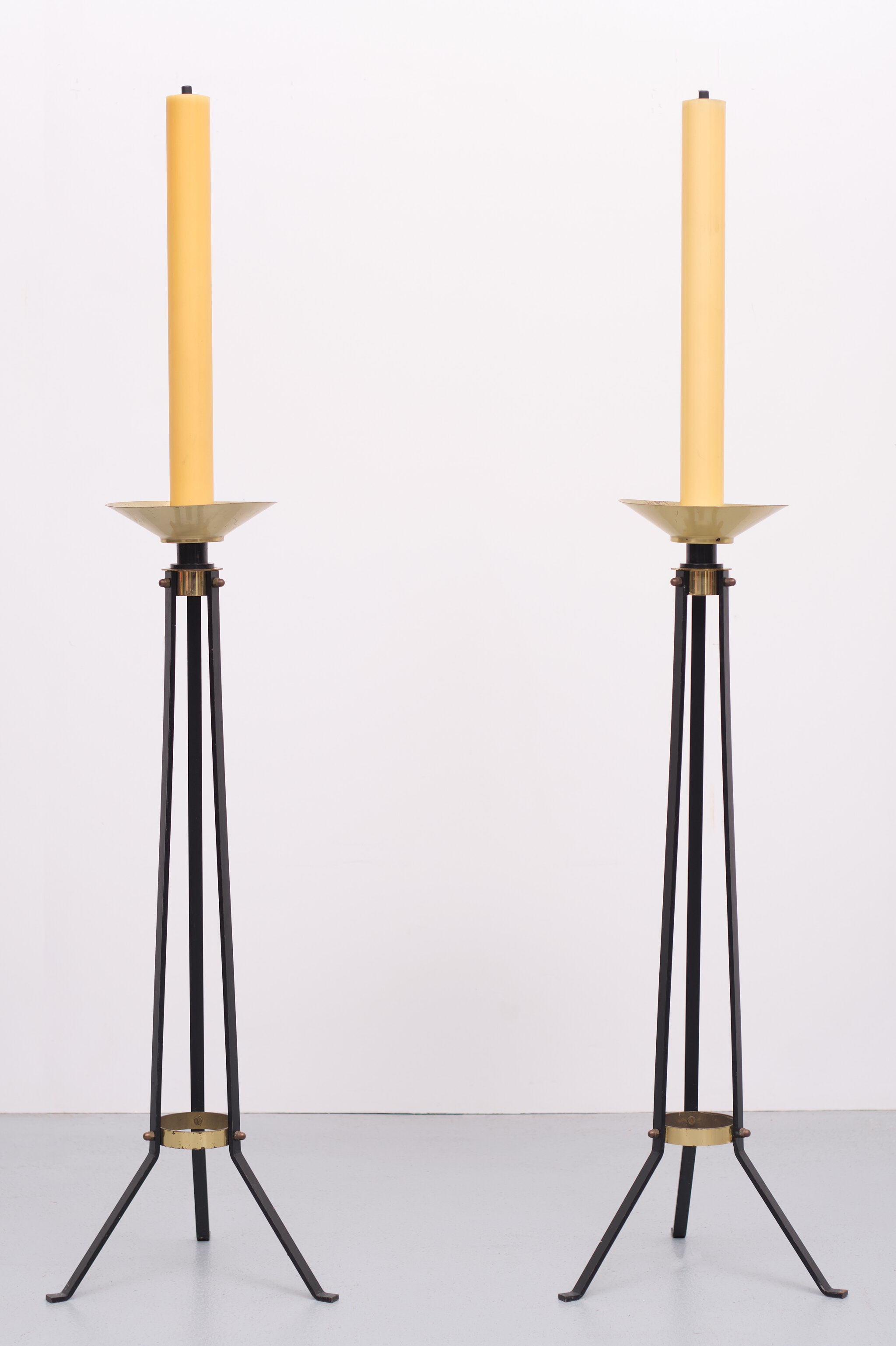 Torchères hollandaises art déco laiton grande église  années 1930