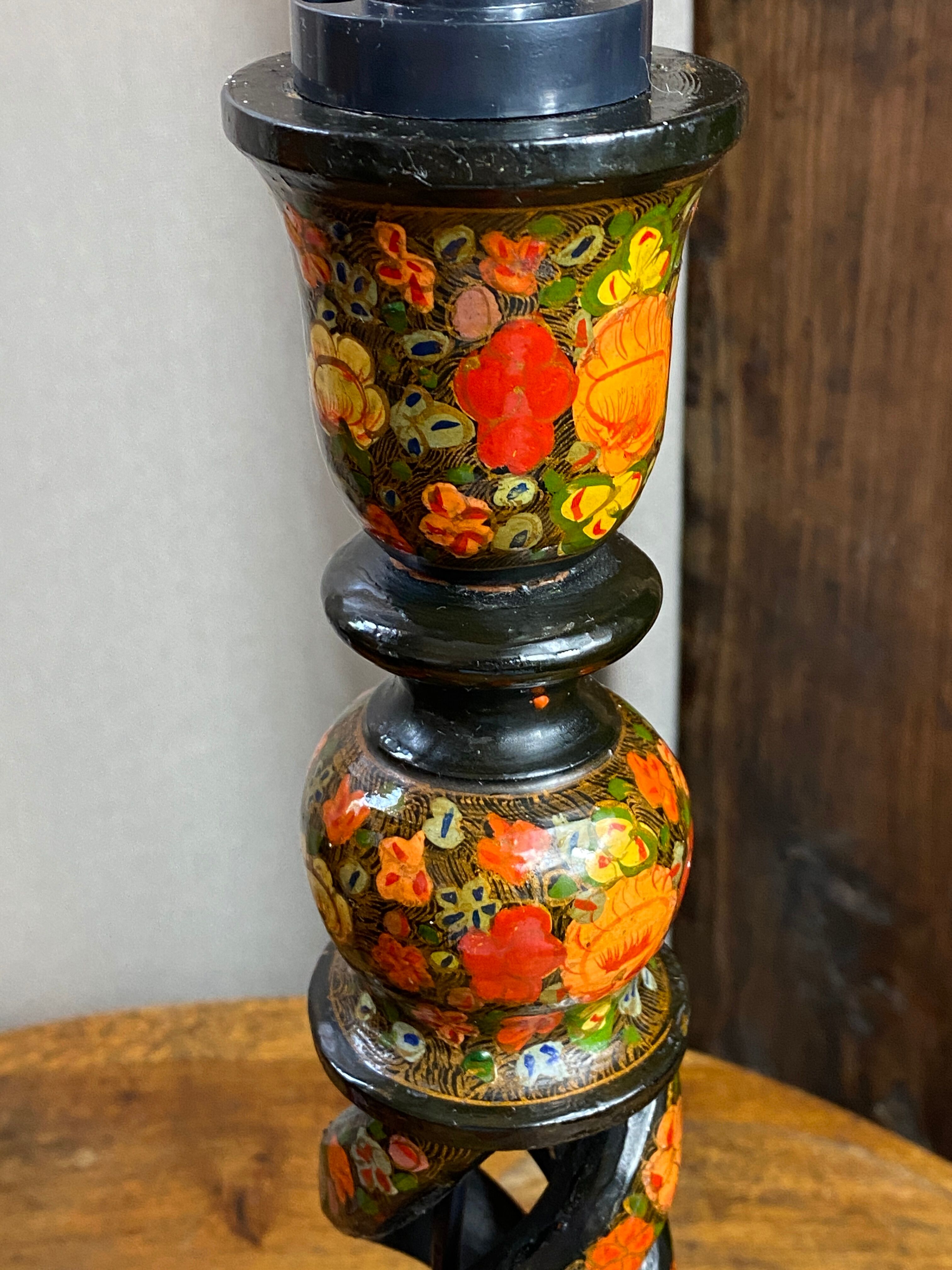 Paire de pieds de lampes Kashmiri