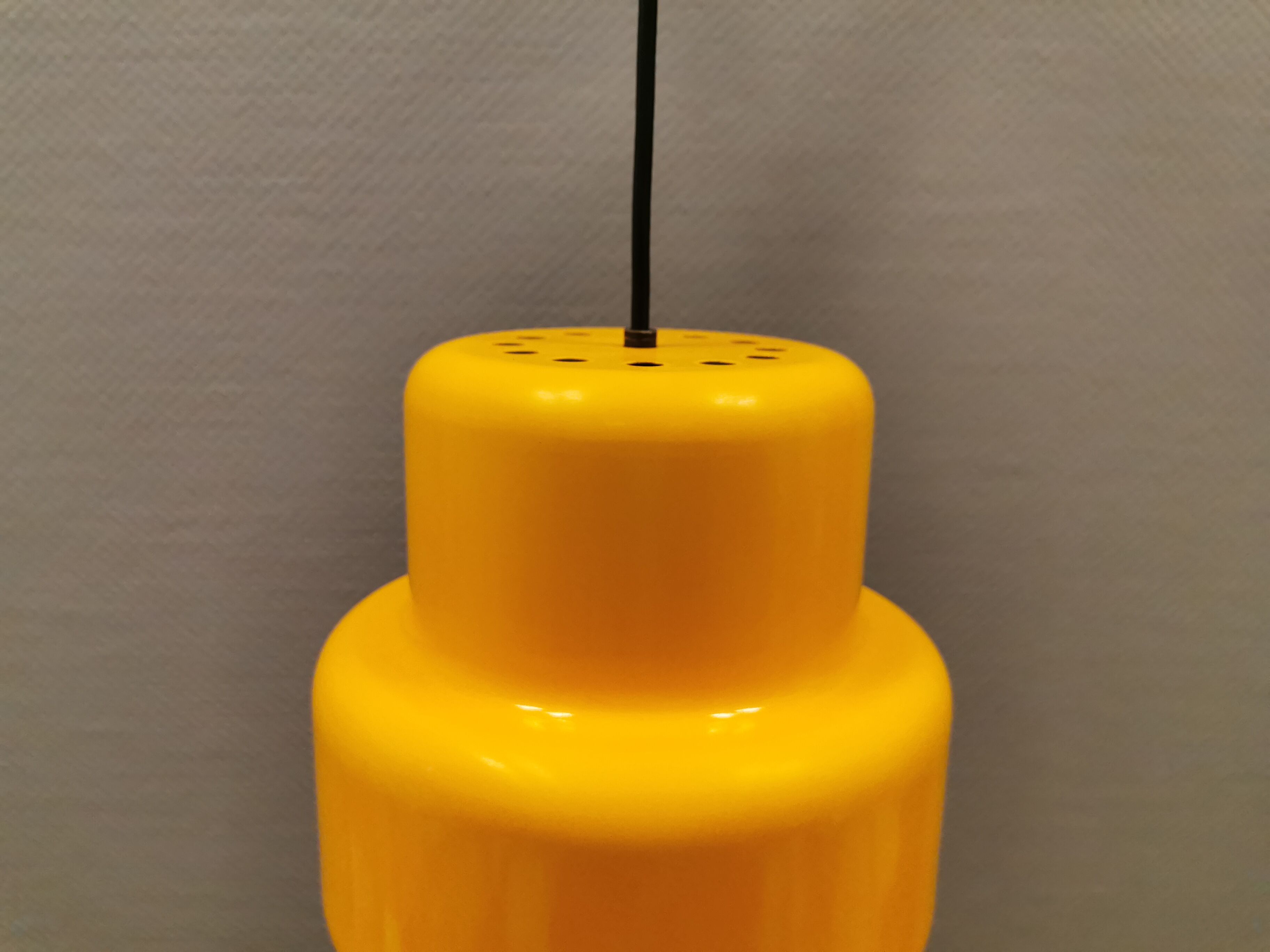 Hanging lamp in nice sun yellow colour
