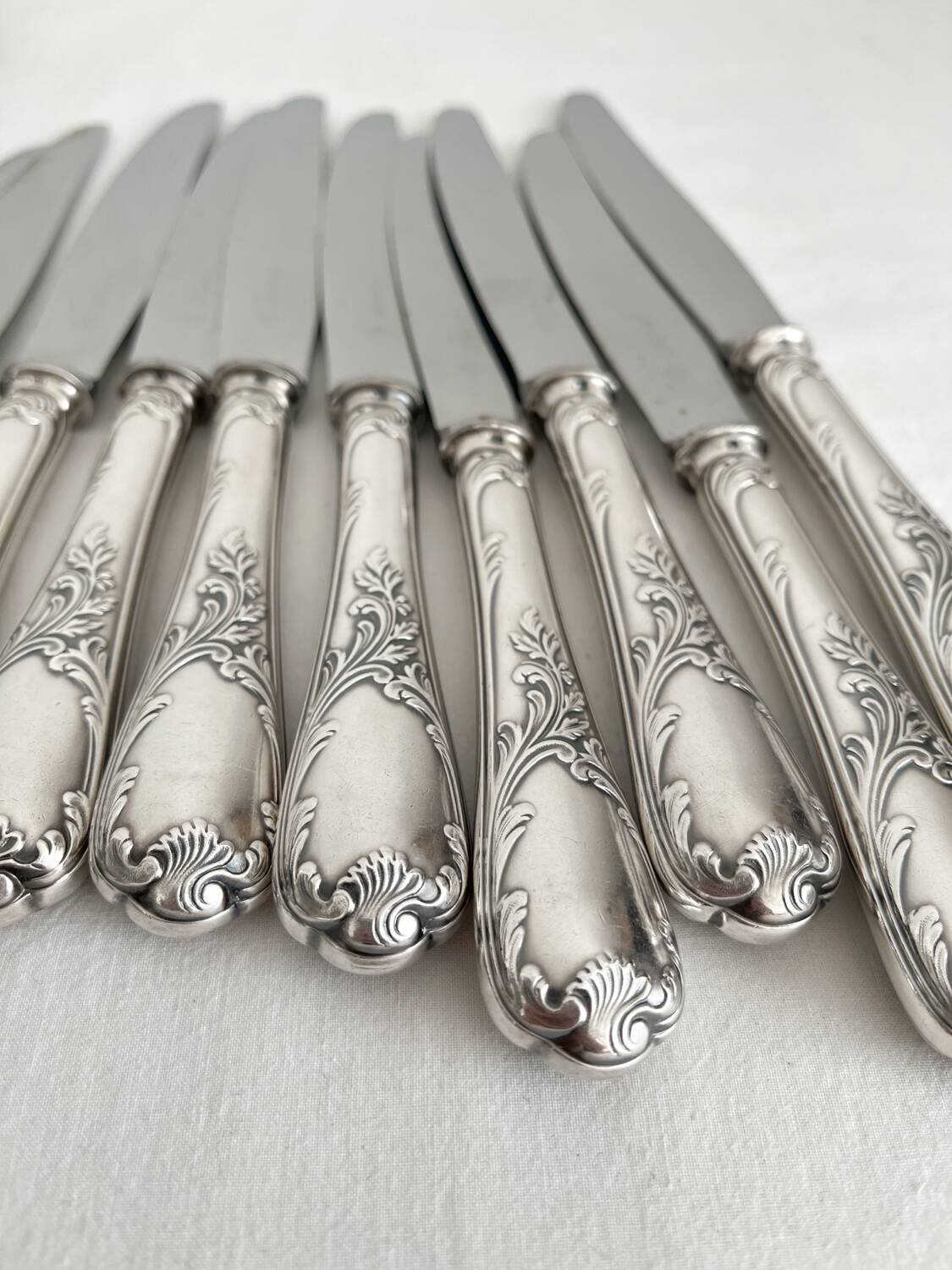 10 Christofle silver-plated “Marly” model table knives