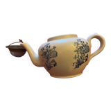 Théière ancienne
