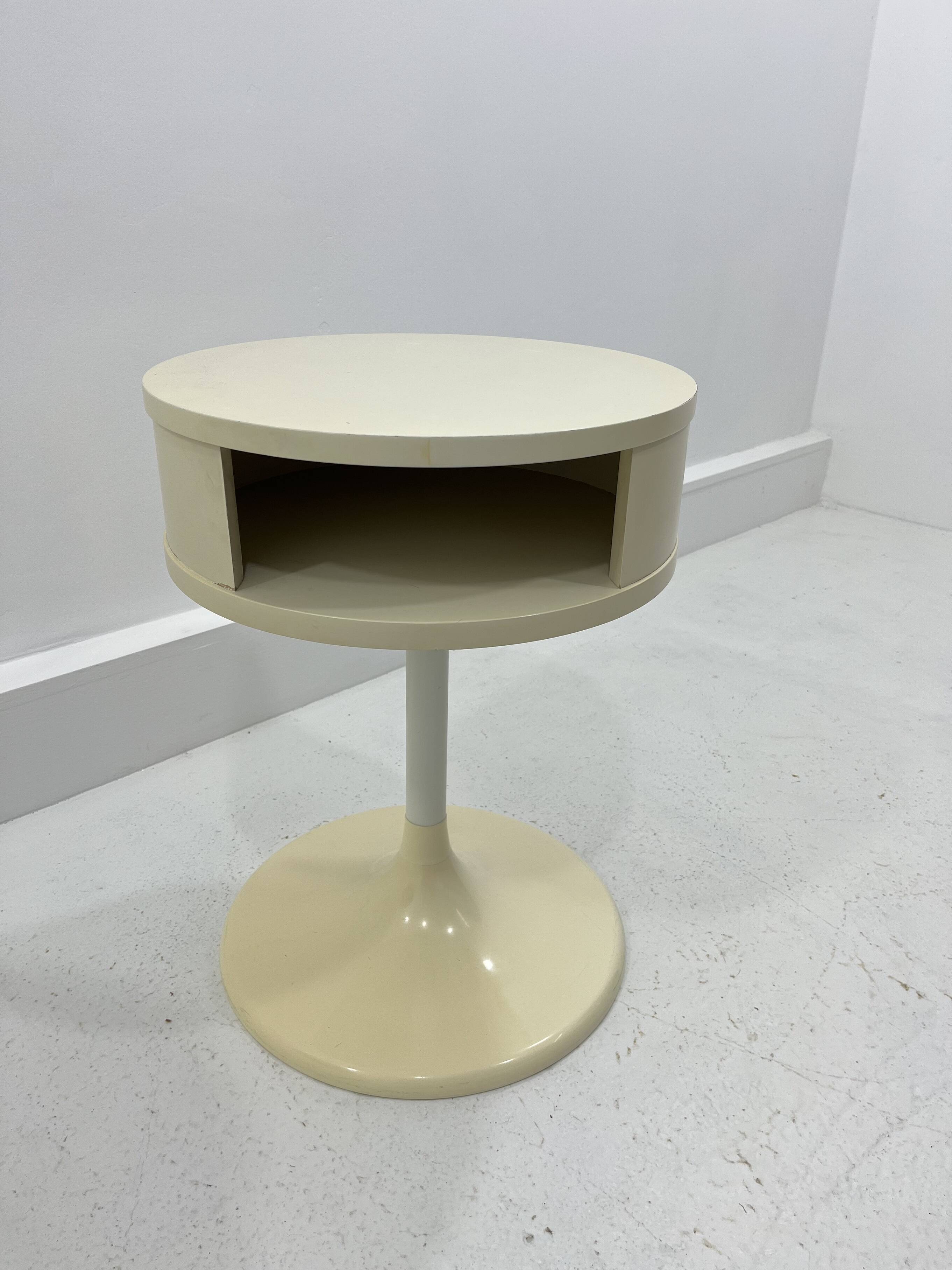 Tables d'appoint Tulipe de l'ère spatiale par Lusch Erzeugnis pour Lusch & Co, années 1970, ensemble de