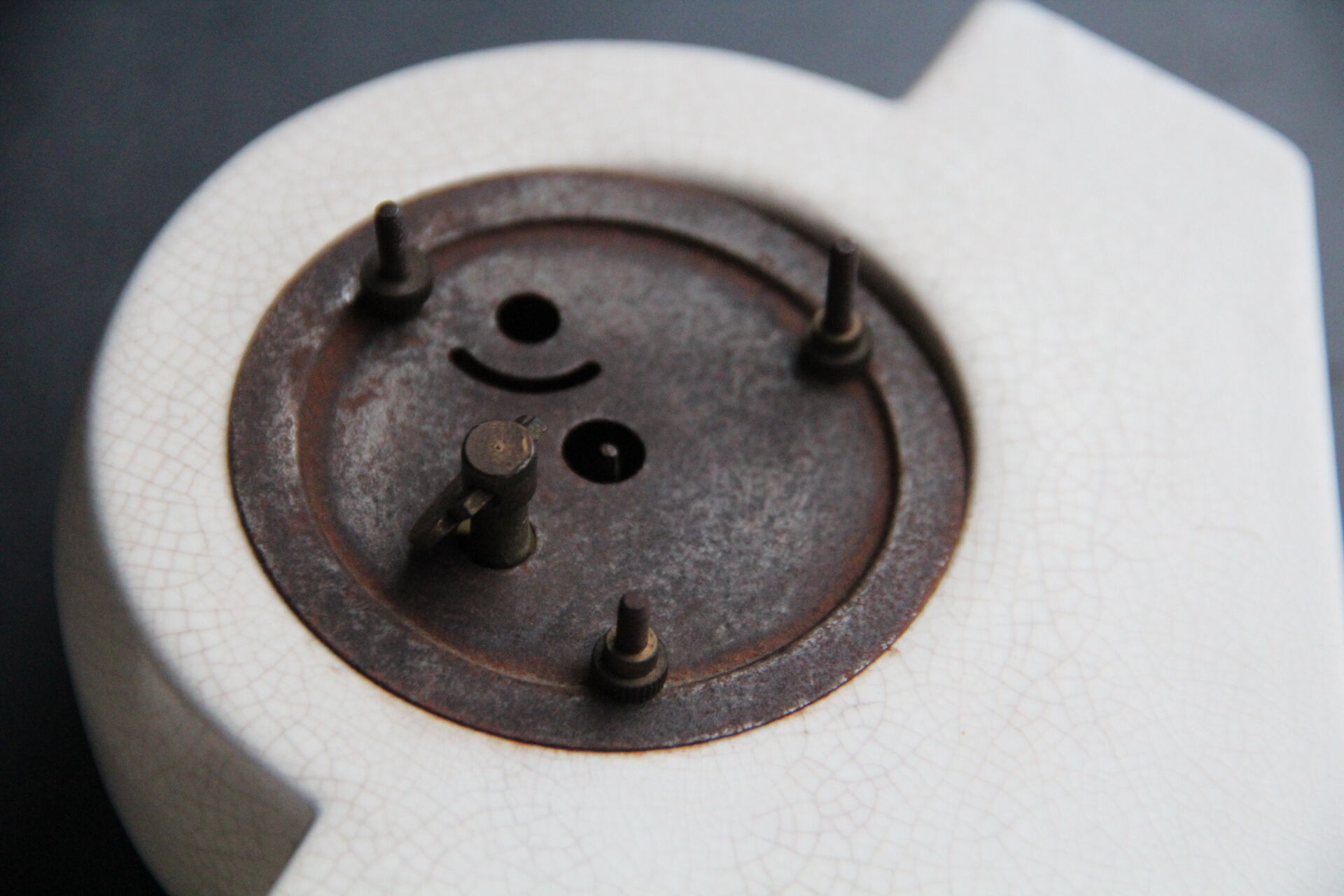 Clock pendulum art-deco fireplace decoration