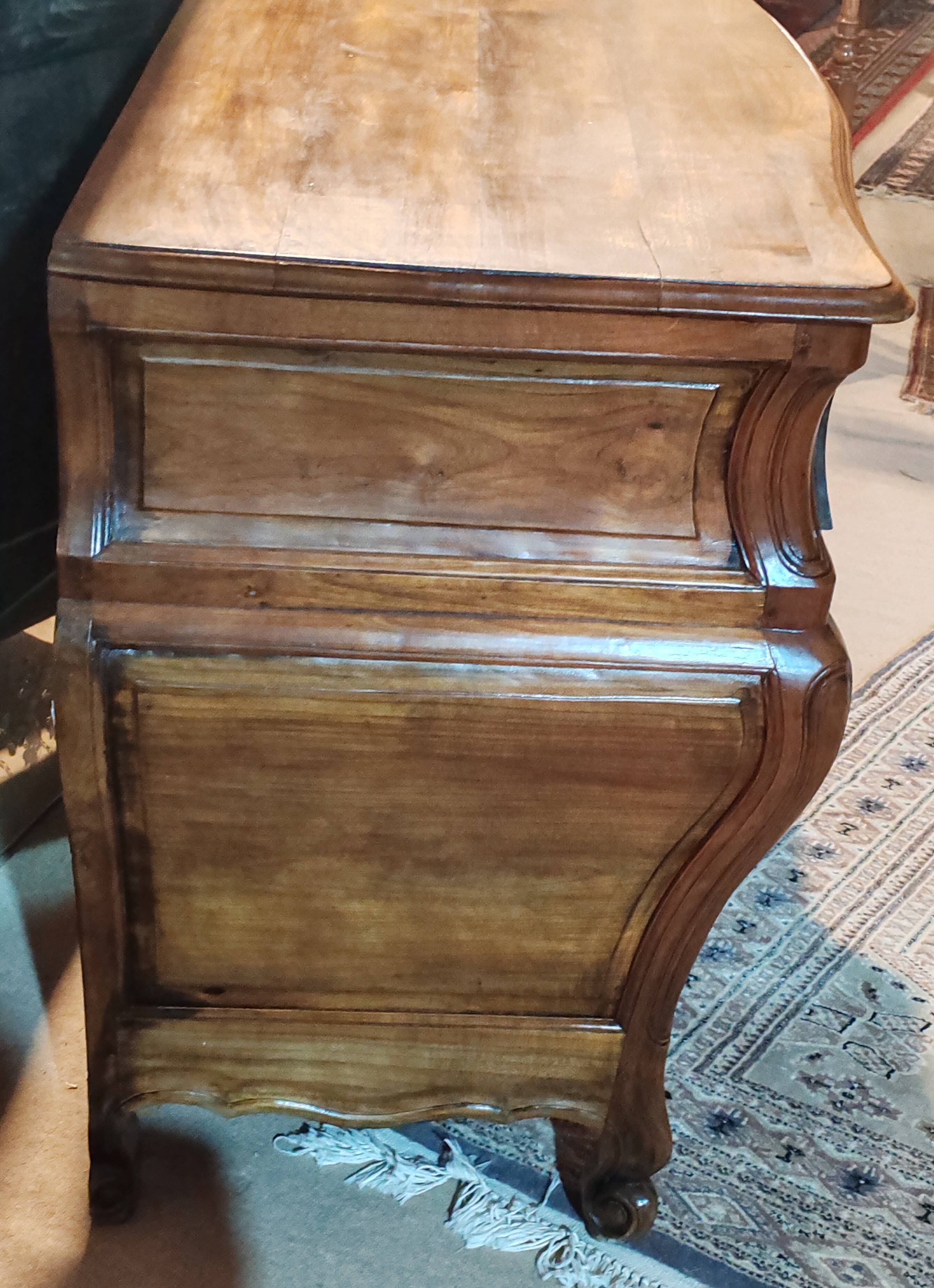 Louis XV style chest of drawers, Bordeaux type