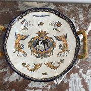 Plat, faïence de Gien, XIXème siècle, décor Renaissance