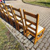 Set of 6 wooden chairs with floral fabric