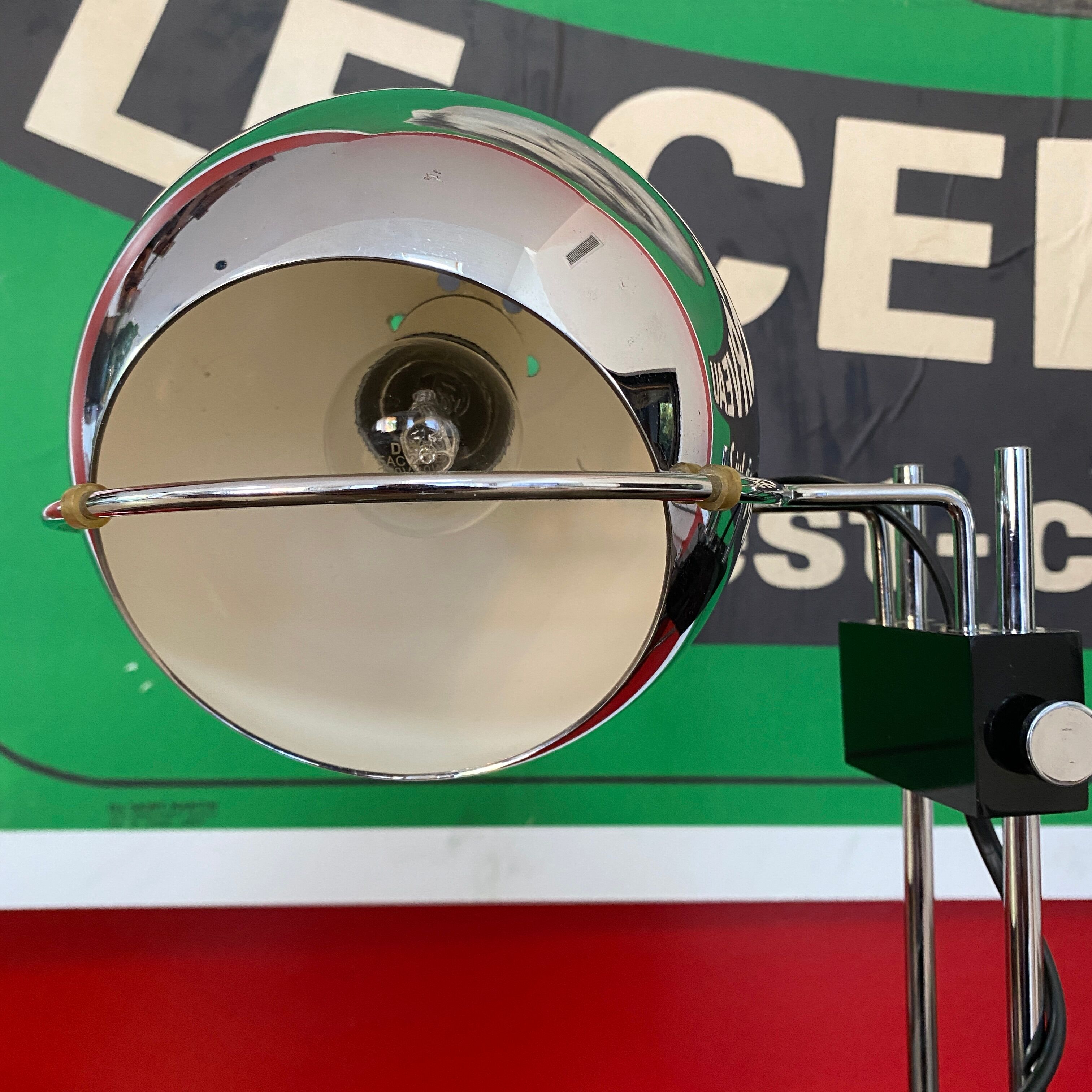 Eyeball lamp by Goffredo Reggiani. Italy 1969