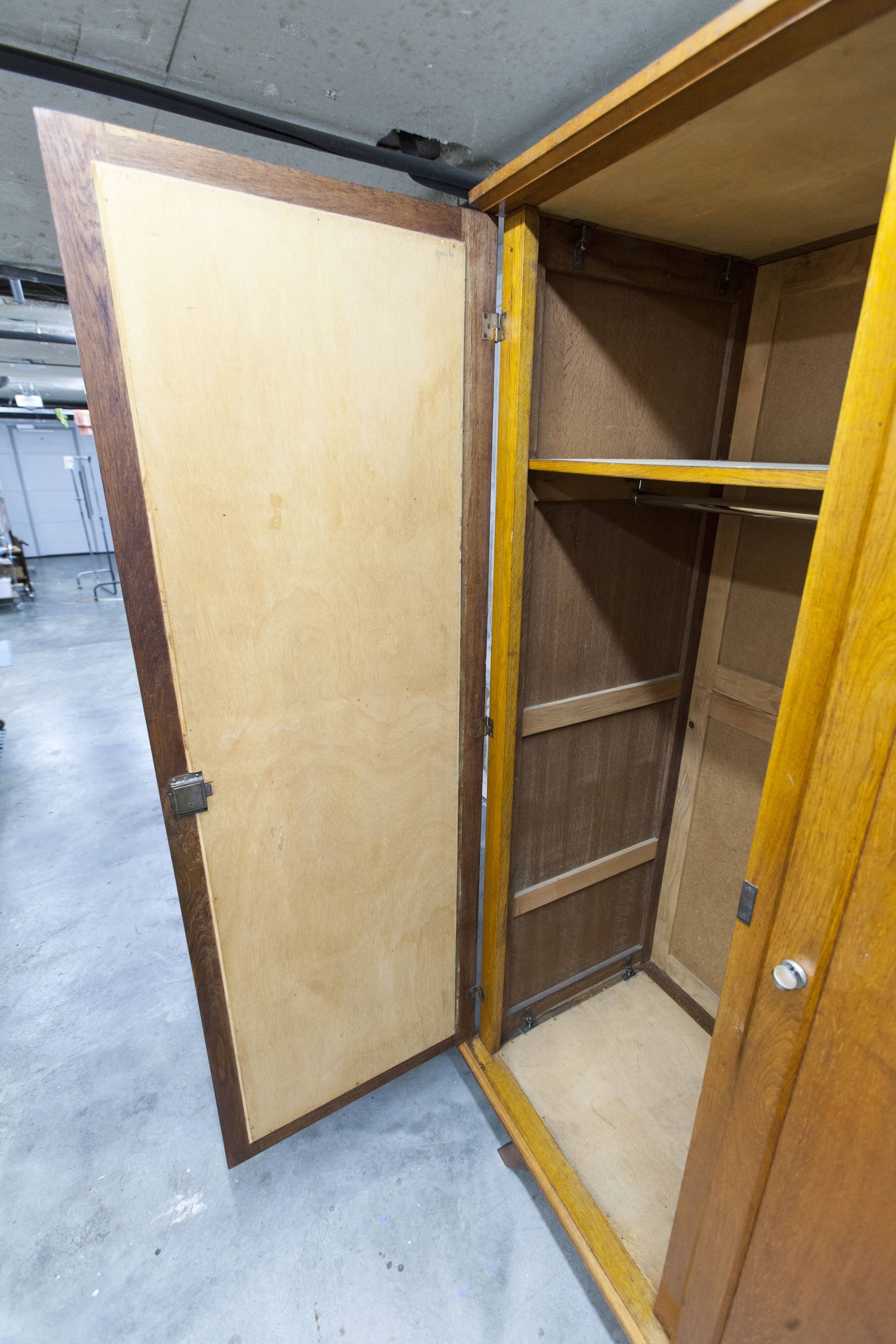 French wardrobe with tapered legs, 3 doors, 120cm hanging rail, new.