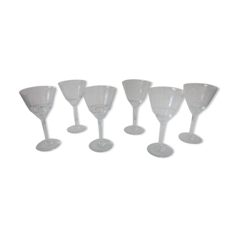 Lot B 6 glasses of chiseled crystal wine Height 15.5 cm Diameter edge sup. 8 cm