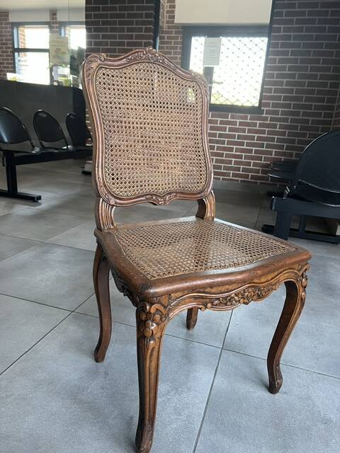 SET OF 6 LOUIS XV CANED CHAIRS IN WALNUT