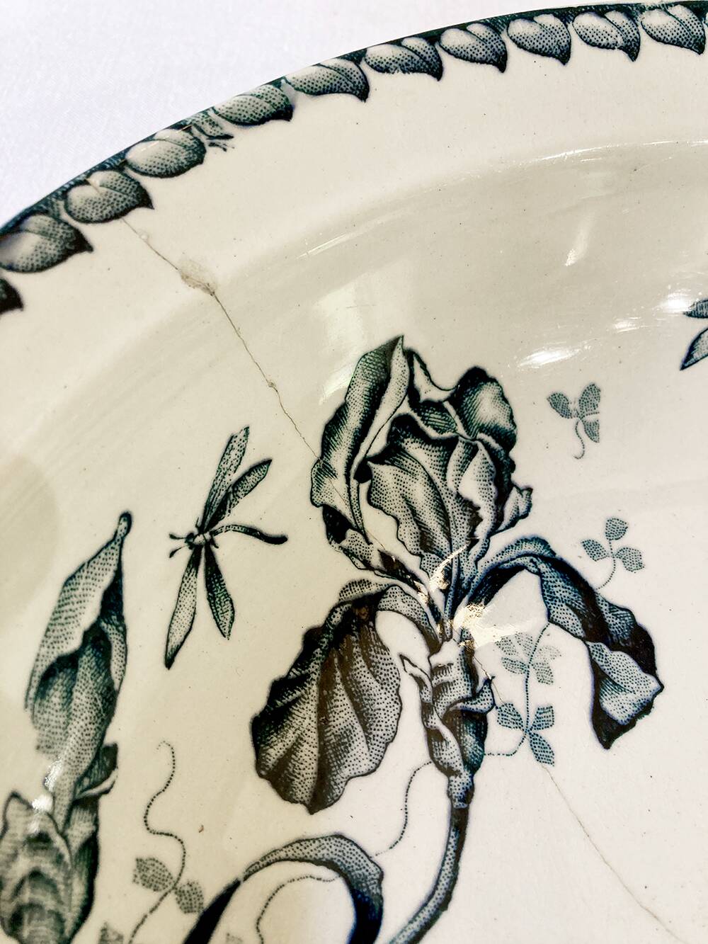 Badonviller dish, Iris model, ca. 1950