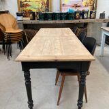 Farm table feet turned